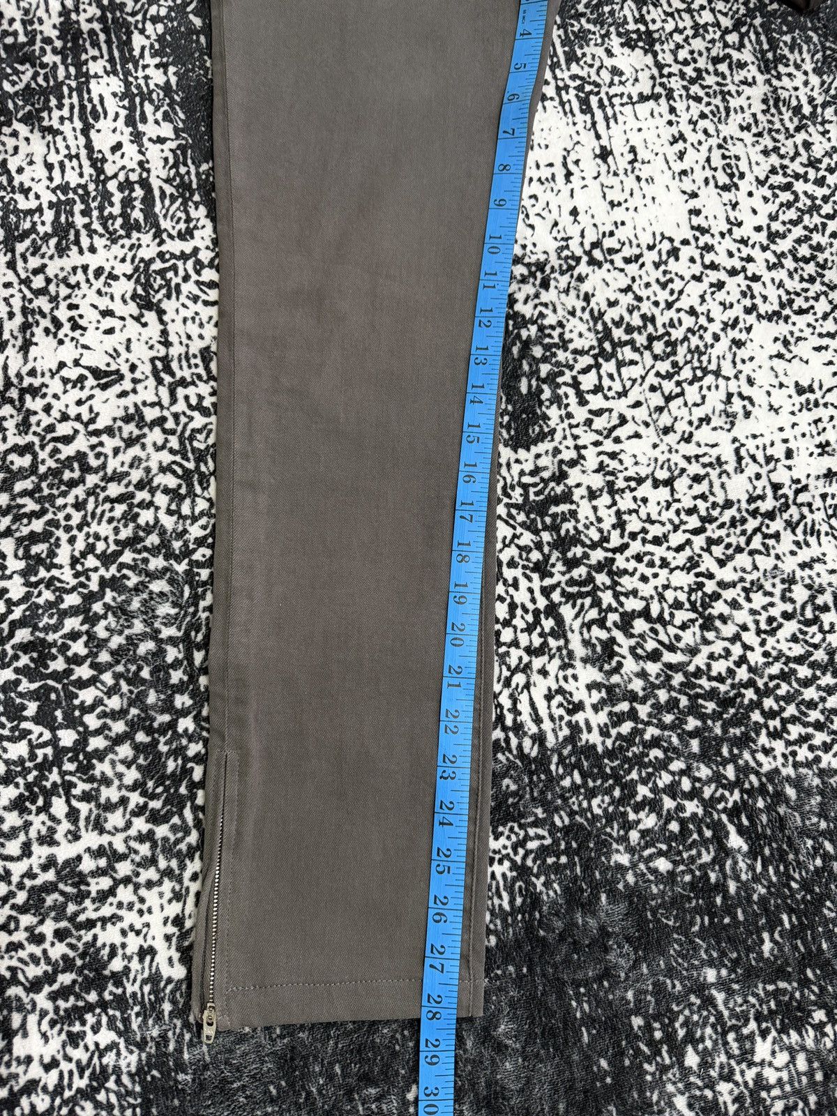 Balenciaga Balenciaga by Alexander Wang Skinny Pants Size US 29 - 14 Thumbnail