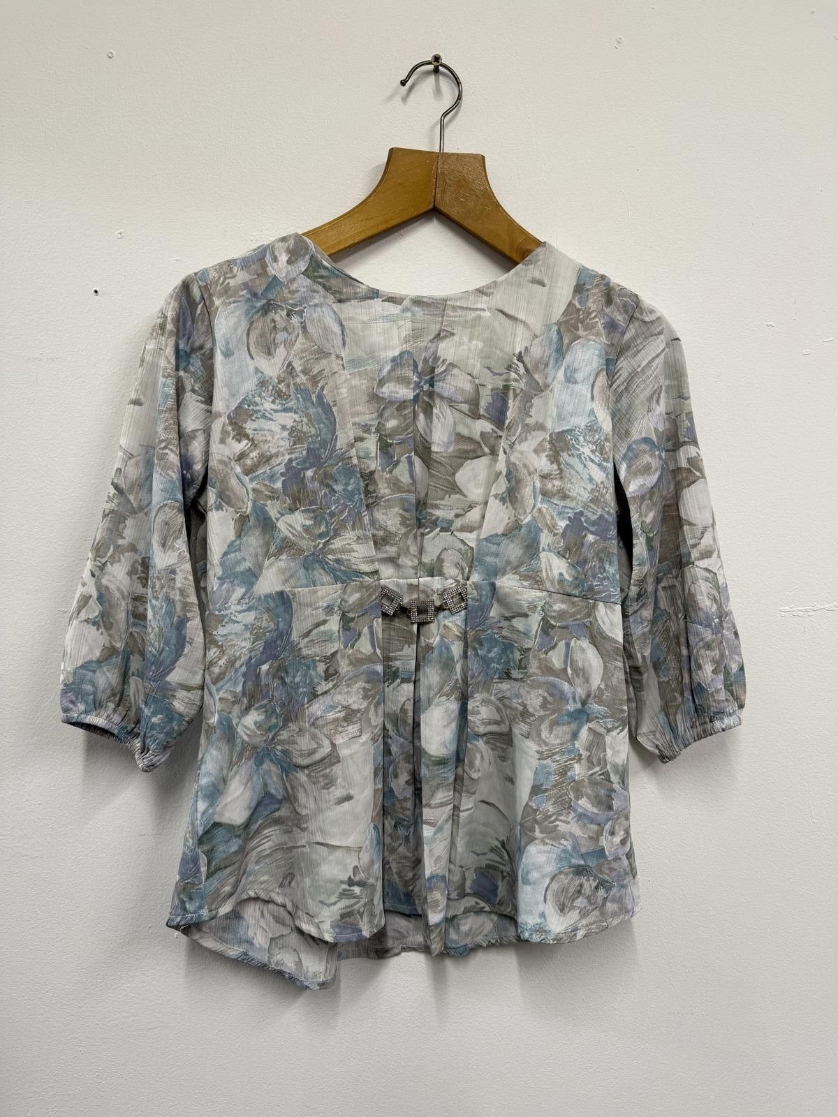 Other Floral Pattern Women's Blouse with Three-Quarter Sleeves Size L / US 10 / IT 46 - 1 Thumbnail