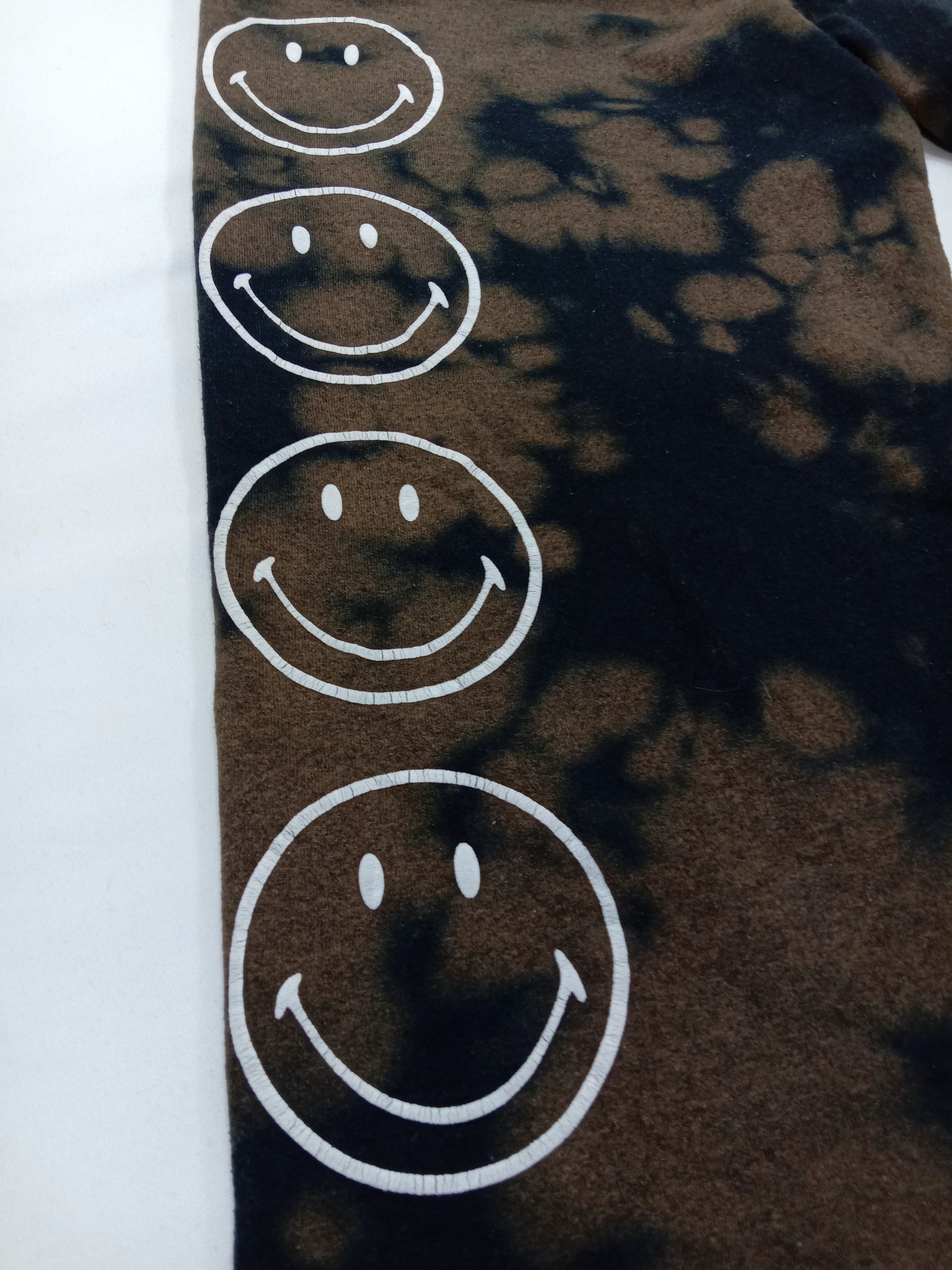 Japanese Brand Vintage Smiley Bleach Jogger Pants Size US 32 / EU 48 - 9 Thumbnail