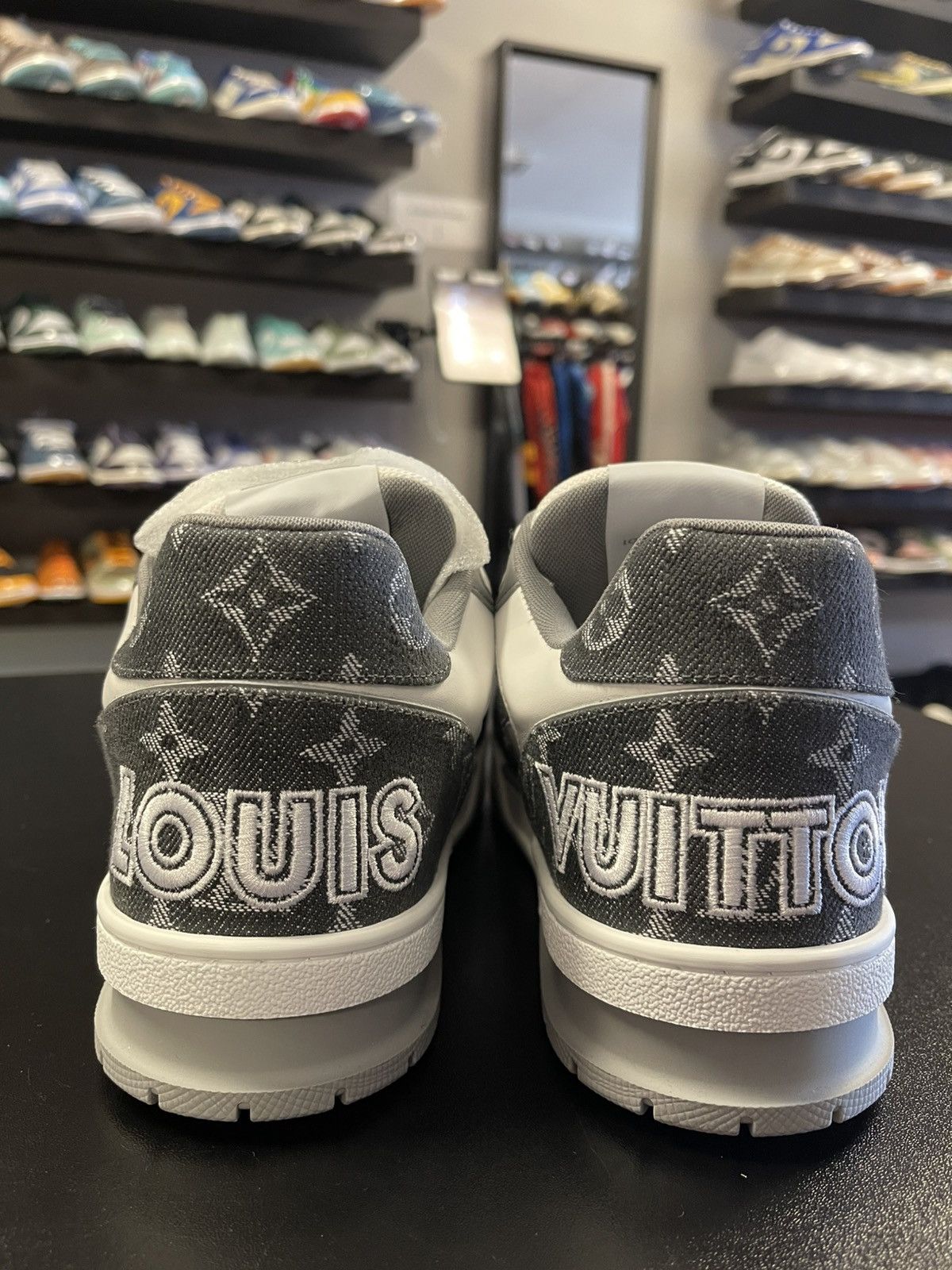 Louis Vuitton Size 5UK/6US - Louis Vuitton Trainer Grey Brand New 1ADF0Y Size US 6 / EU 39 - 4 Thumbnail