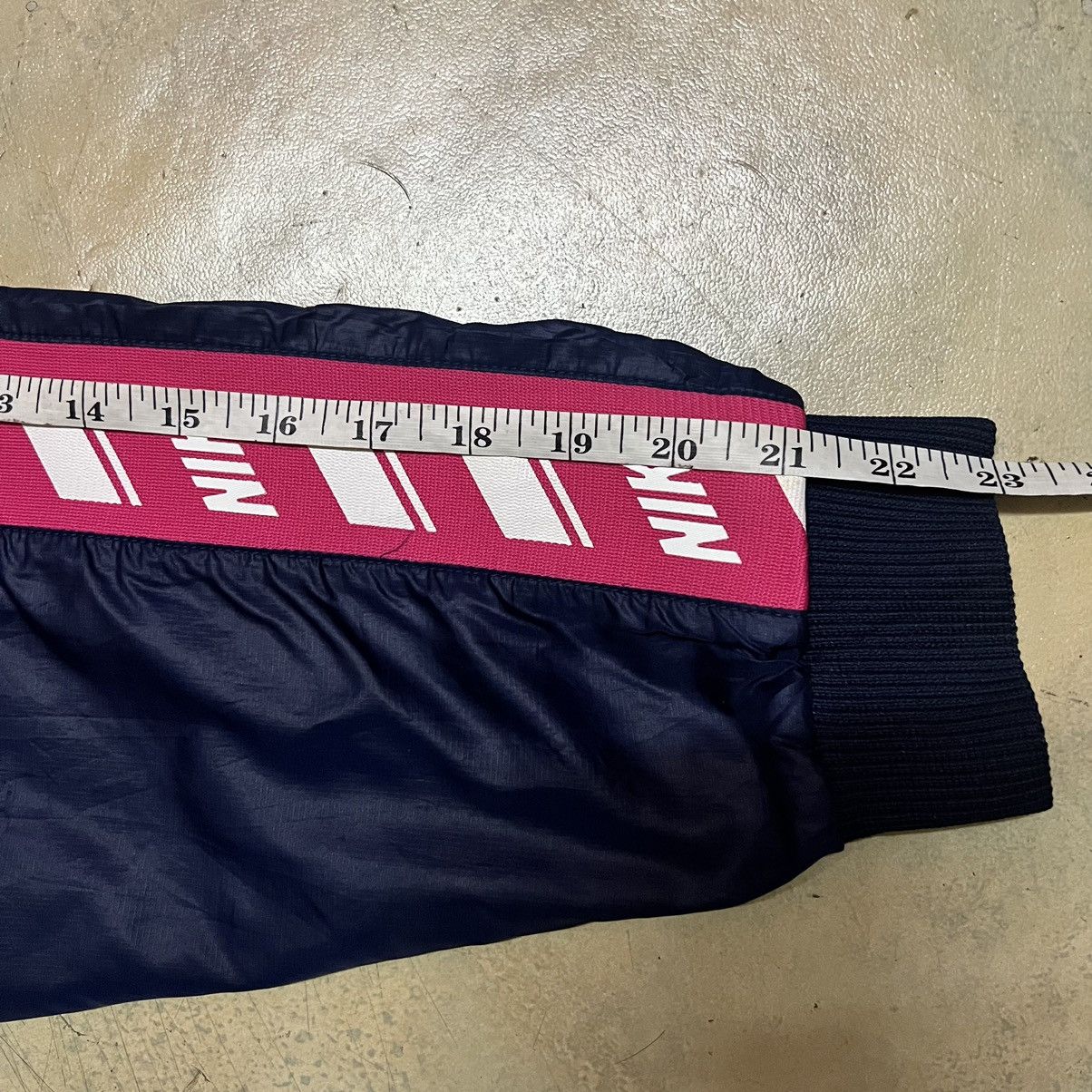 Nike Nike Light Jacket Windbreaker Side Tape Logo Size US S / EU 44-46 / 1 - 13 Thumbnail