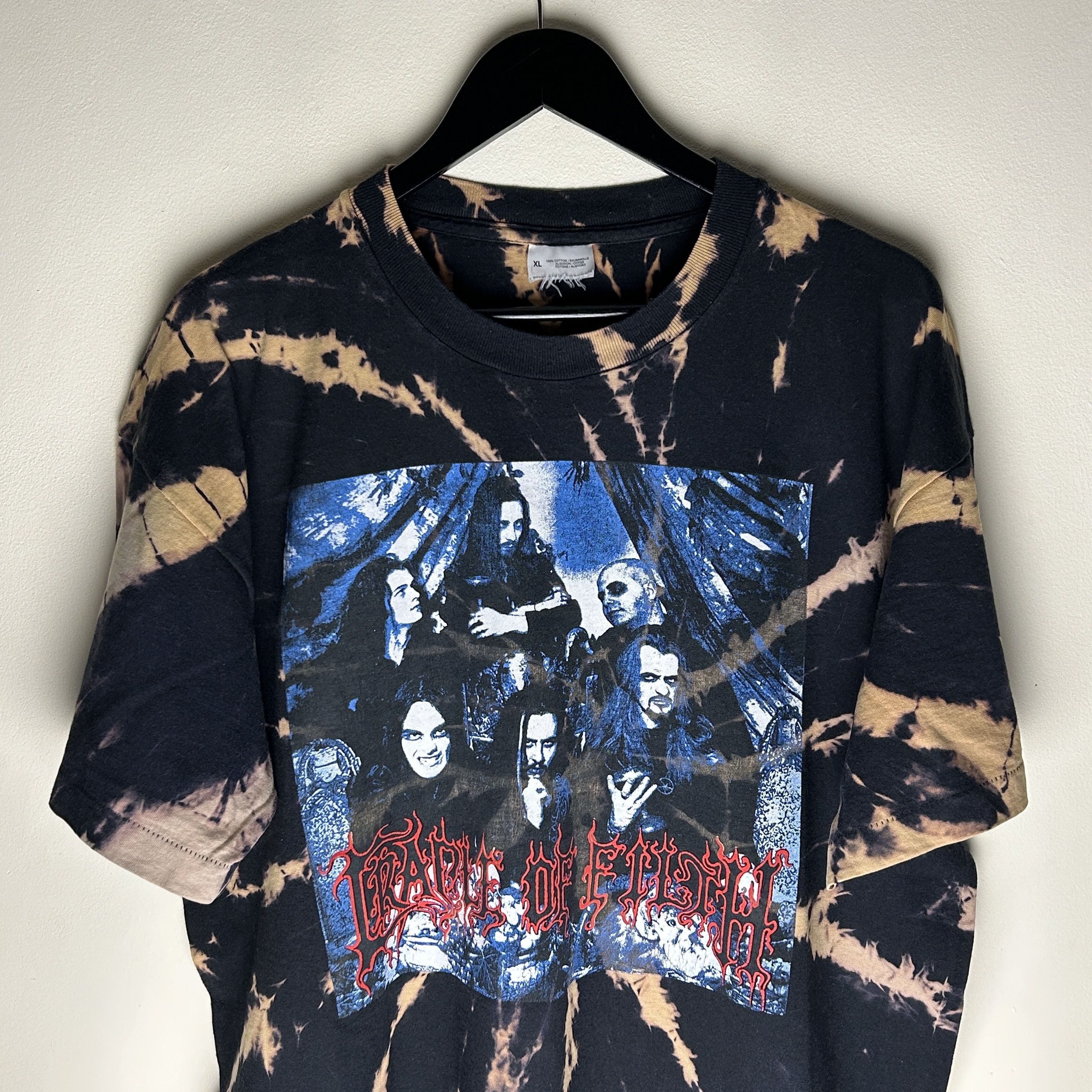 Band Tees Vintage Cradle Of Filth Dusk...and Her Embrace 1996 T-shirt Size US XL / EU 56 / 4 - 3 Thumbnail