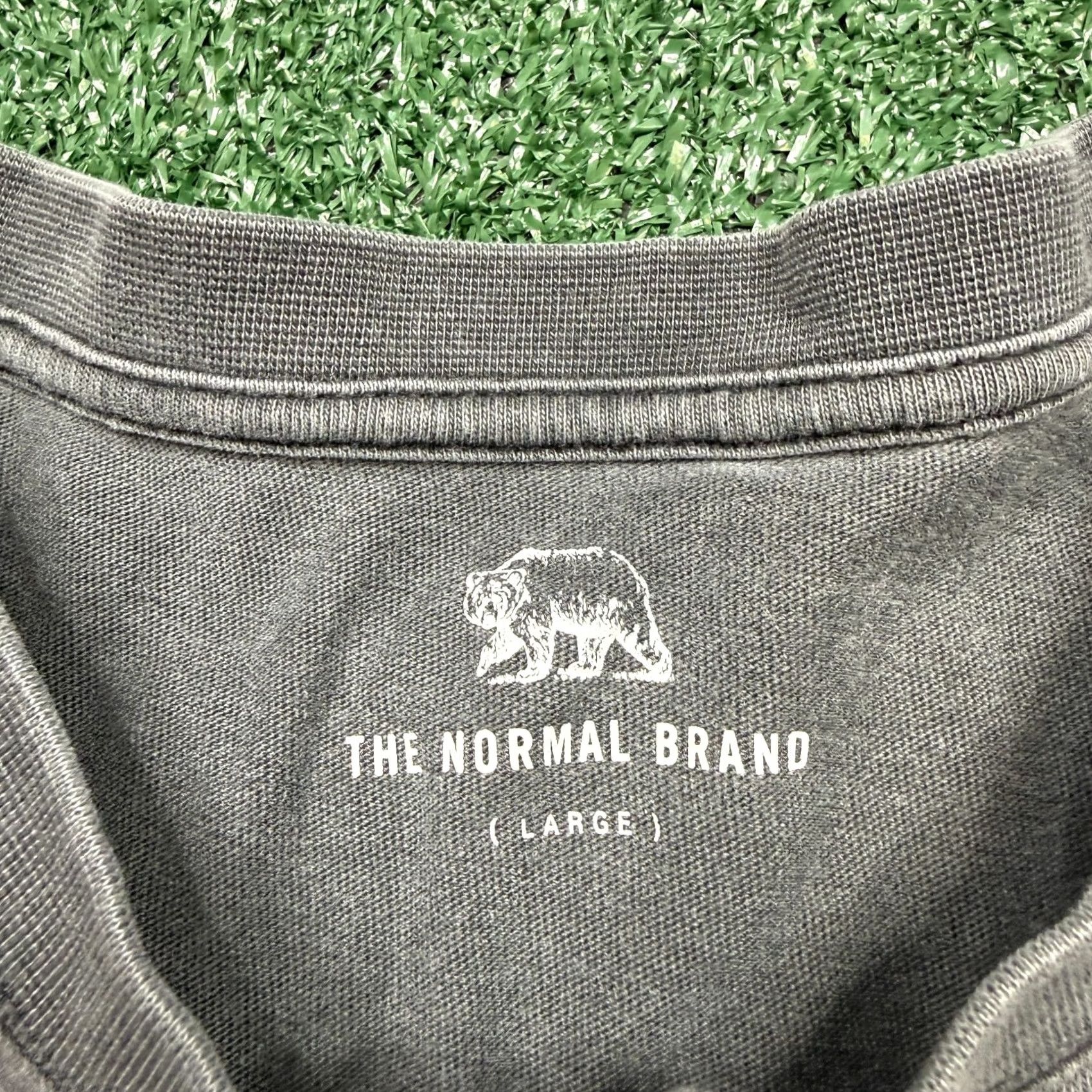 Vintage The Normal Brand T-Shirt Mens L Gray Black Henley Short Sleeve Preowned Size US L / EU 52-54 / 3 - 5 Thumbnail