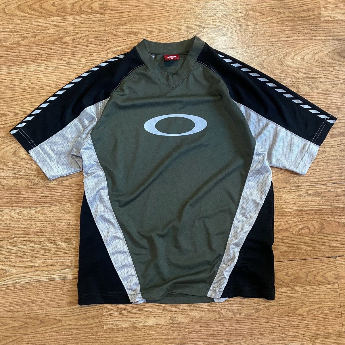 image of Oakley Factory Pilot Jersey in Green, Men's (Size Medium)