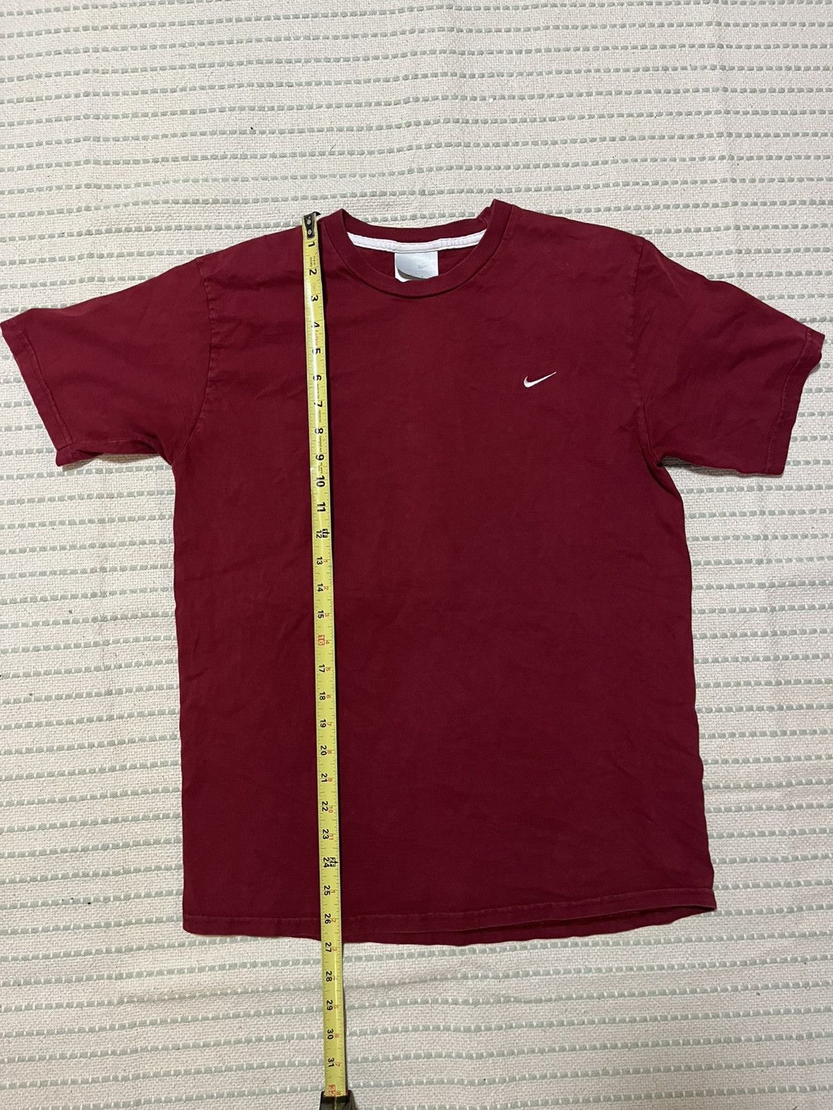 Vintage Vintage Nike Tee Size US S / EU 44-46 / 1 - 1 Thumbnail