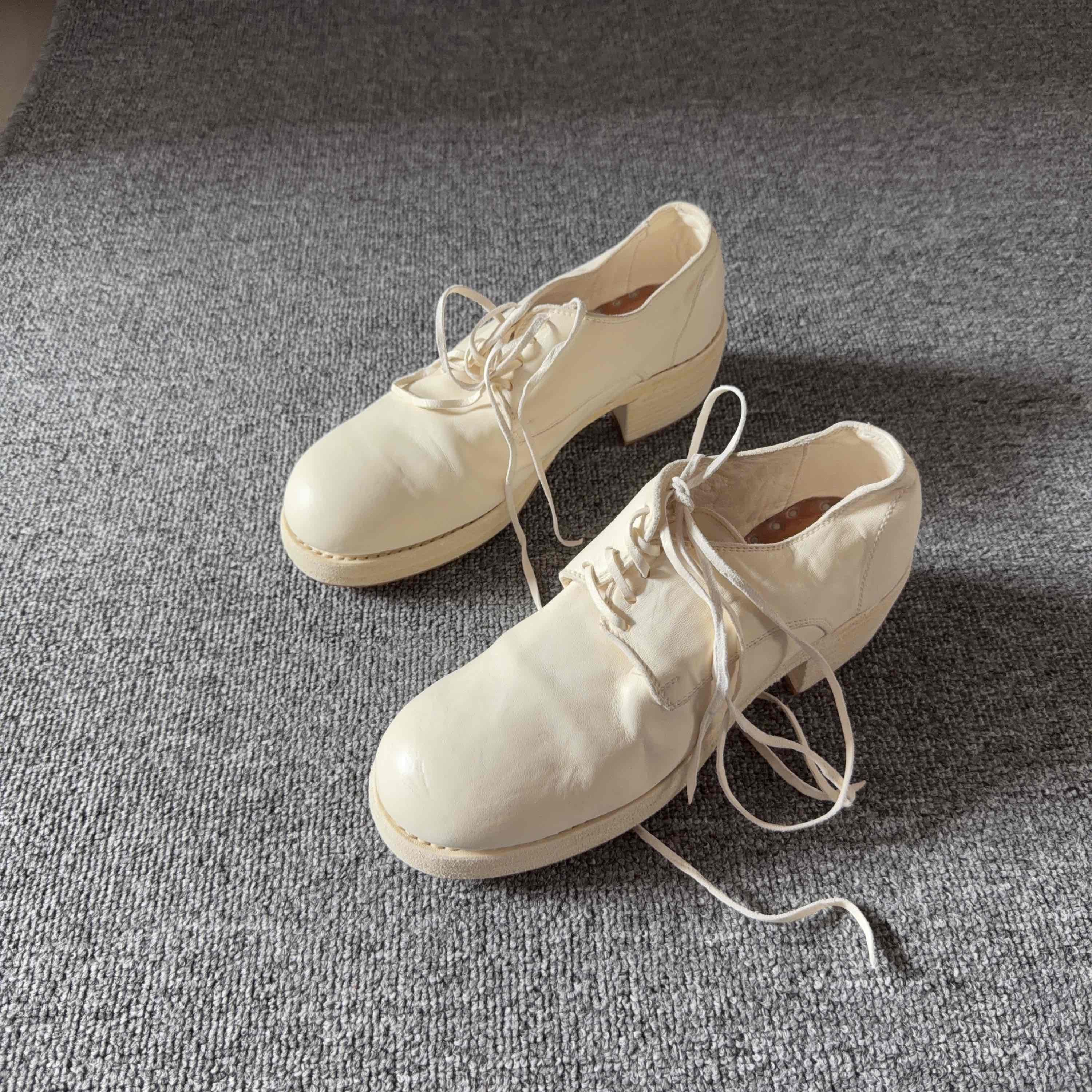 GUIDI White Leather Derby Shoes Size 37
