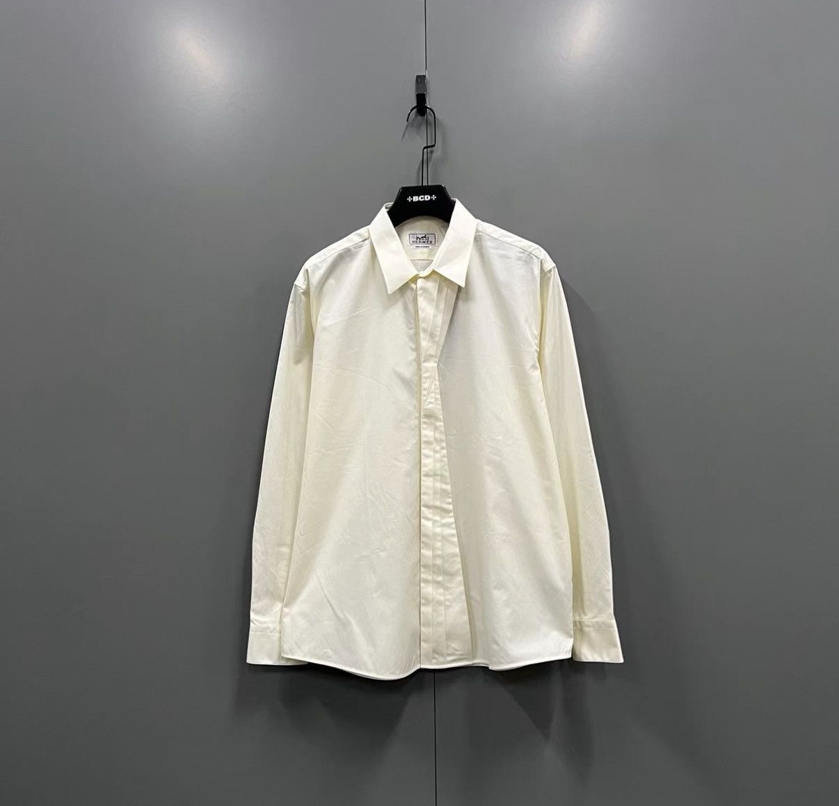 Hermes Hermès Beige Long-sleeve Shirt J41 Size M / US 6-8 / IT 42-44 - 1 Thumbnail