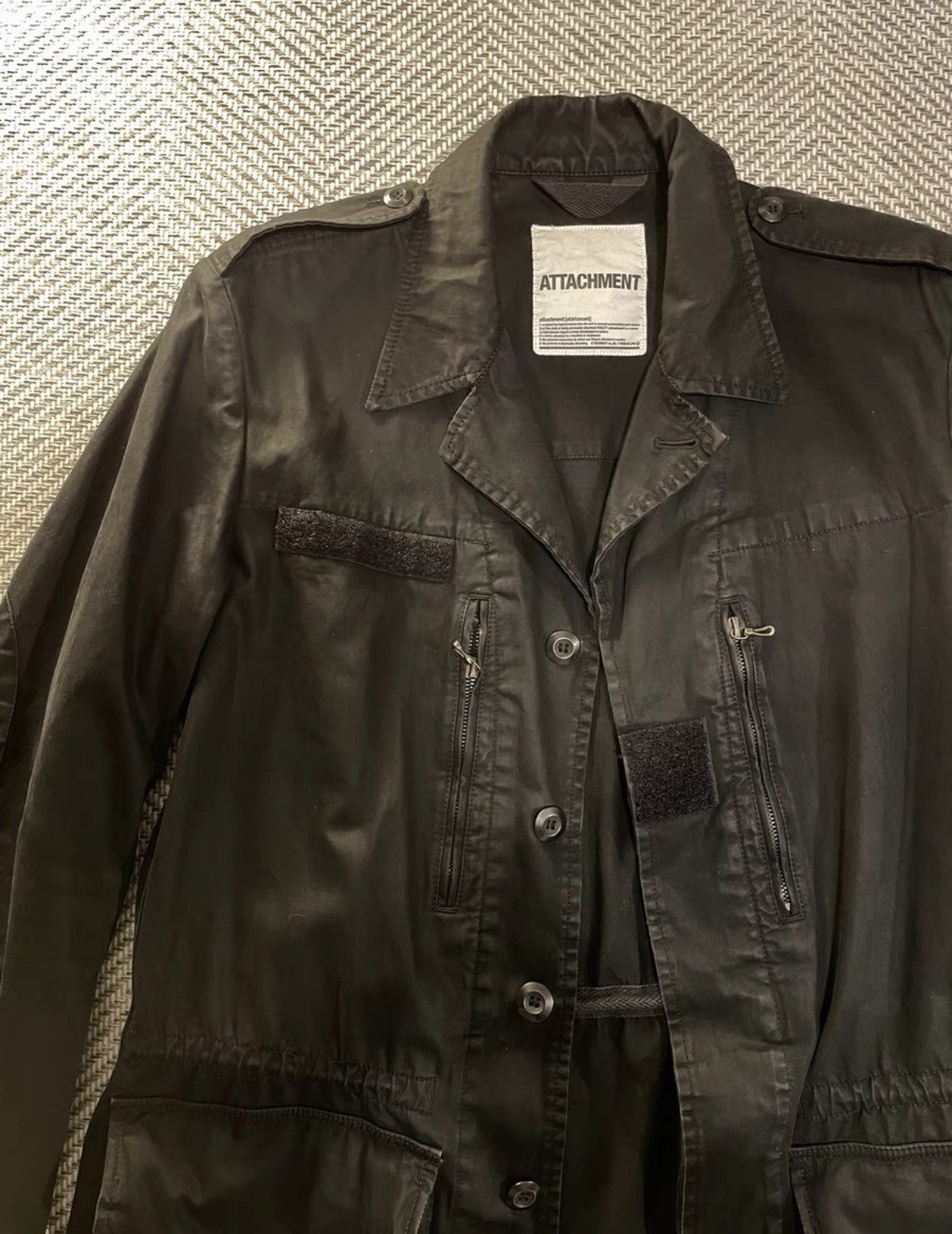 Attachment Attachment Waxed Windbreaker K24 Size US L / EU 52-54 / 3 - 2 Thumbnail