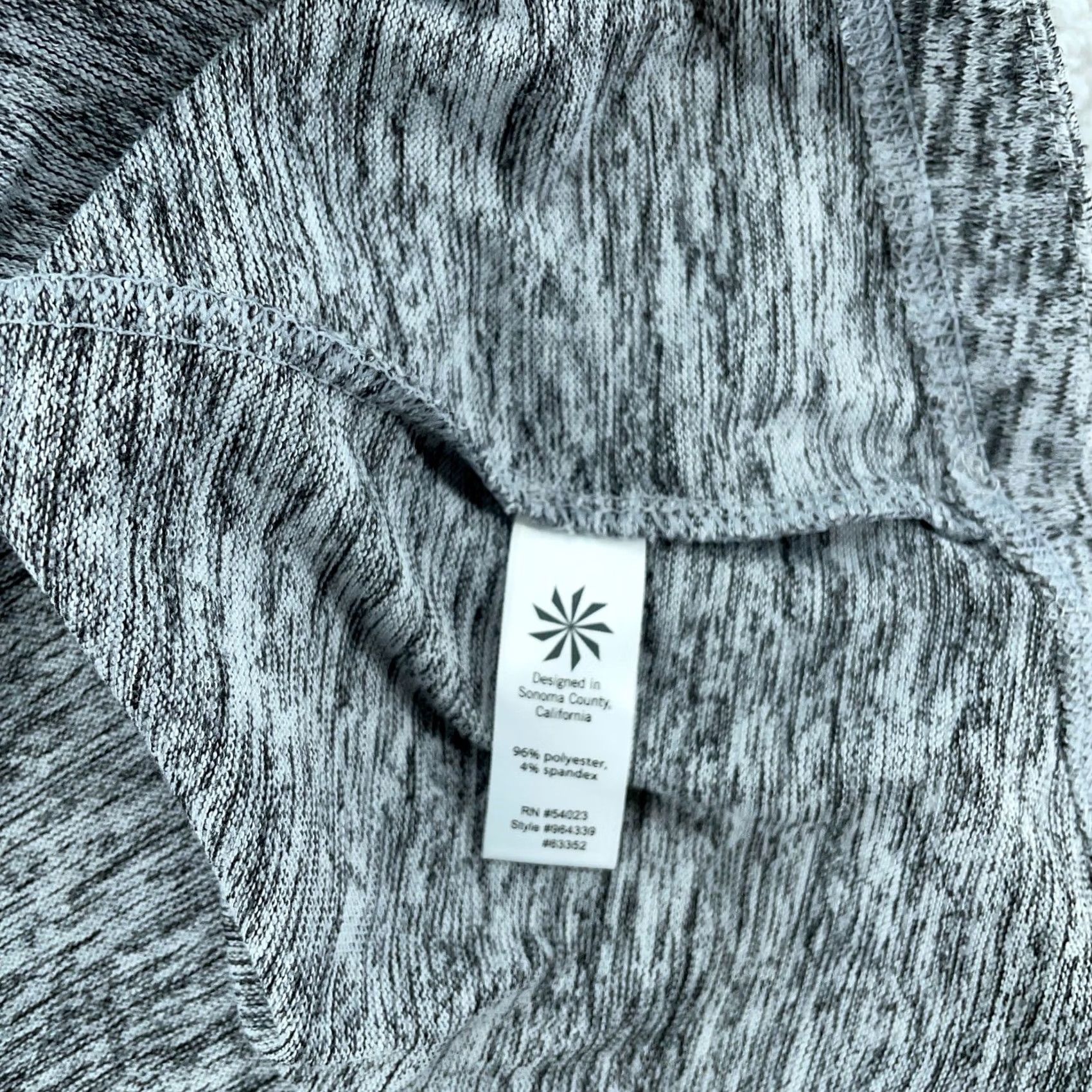 Athleta Athleta Shirt Womens M Gray Heathered Sharkbite Sweater Top Stretch Breathable Casual Outdoor Walking Size M / US 6-8 / IT 42-44 - 4 Thumbnail