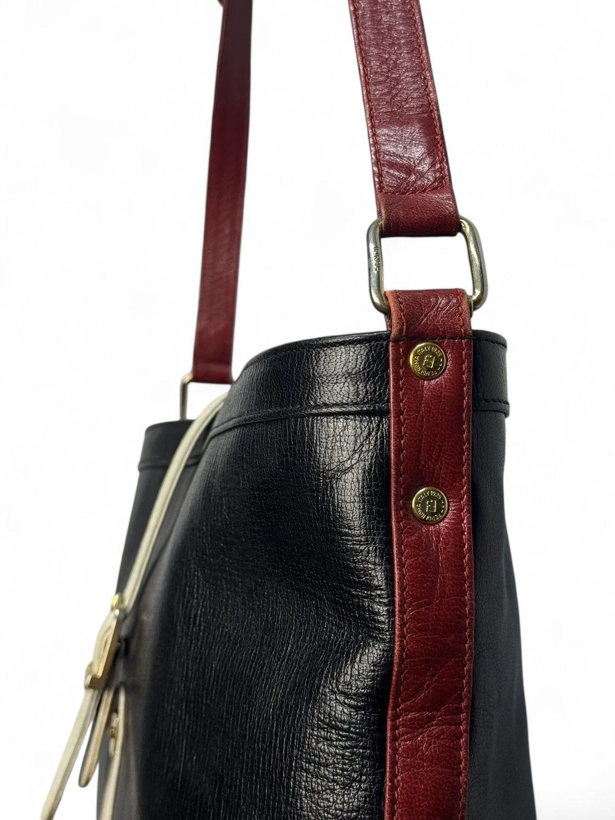 Fendi Fendi Vintage Black Leather Shoulder Bag Classic Luxury Size ONE SIZE - 7 Thumbnail