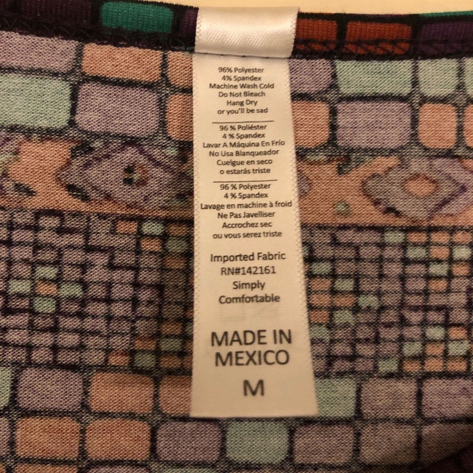 Other 🔴 3 for $15 EUC Lularoe Perfect Tee Size M / US 6-8 / IT 42-44 - 3 Thumbnail