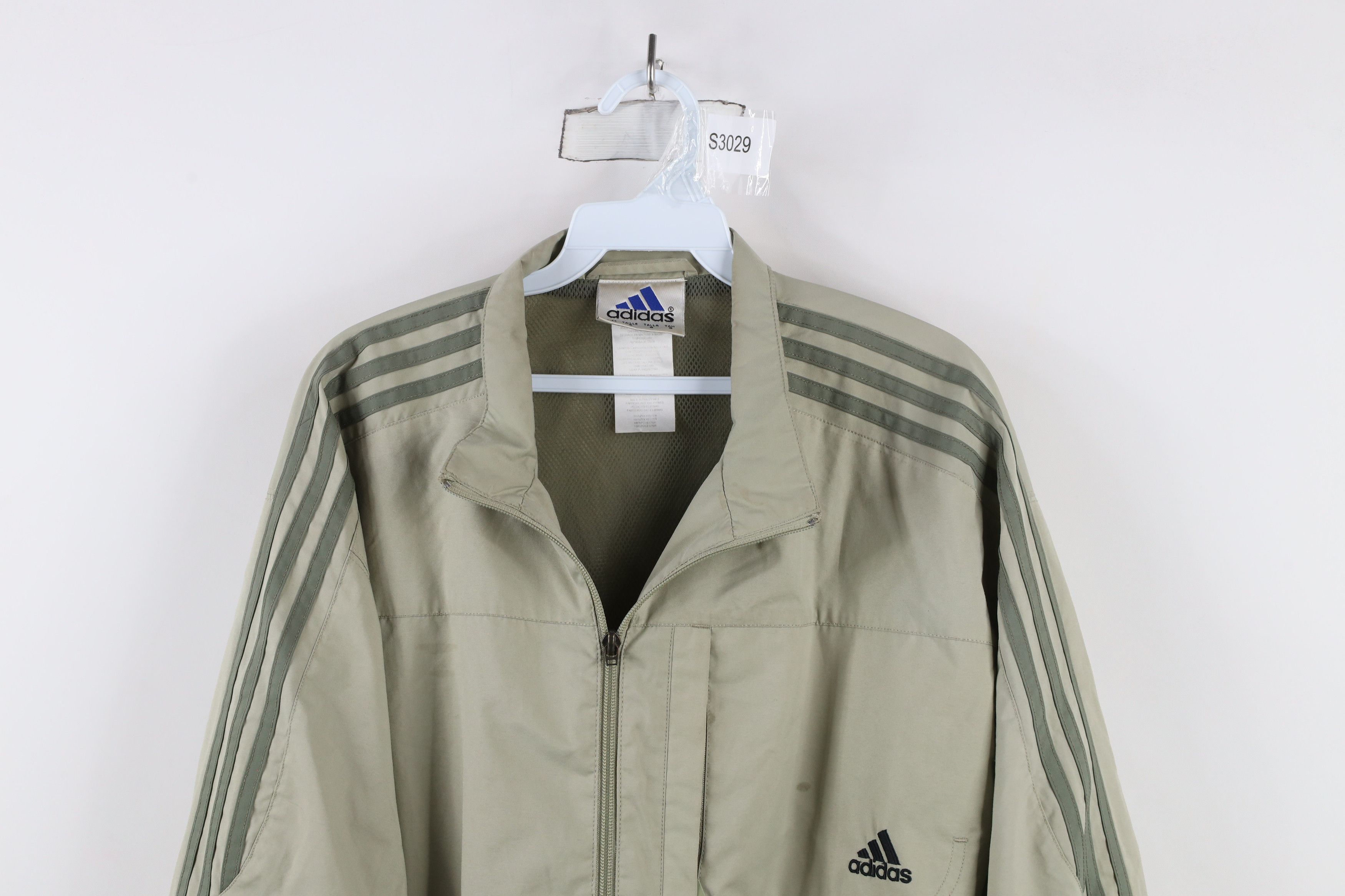 Adidas × Vintage Vintage 90s Adidas Spell Out Lined Windbreaker Jacket Green Size US L / EU 52-54 / 3 - 2 Thumbnail