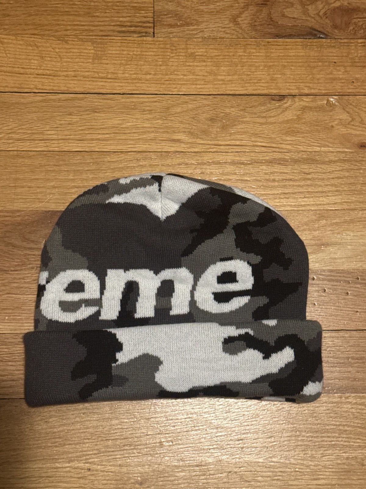 Supreme Supreme Big Logo Black Camo Beanie Size ONE SIZE - 2 Thumbnail