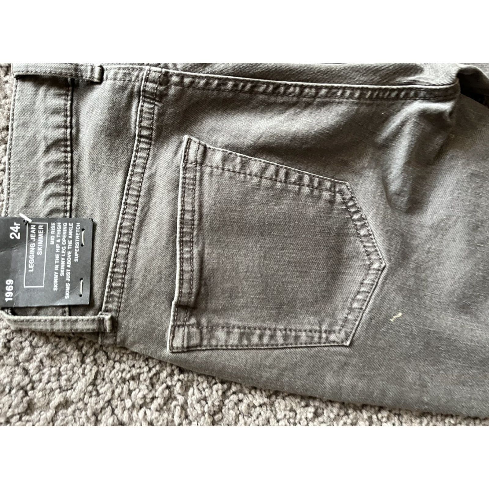 Gap GAP Jeans Womens Skinny Jeans 24 Mid Rise Gray Denim Ankle Zip Legging Stretch Authentic 1969 Womens Size 42" / US 20 - 5 Thumbnail
