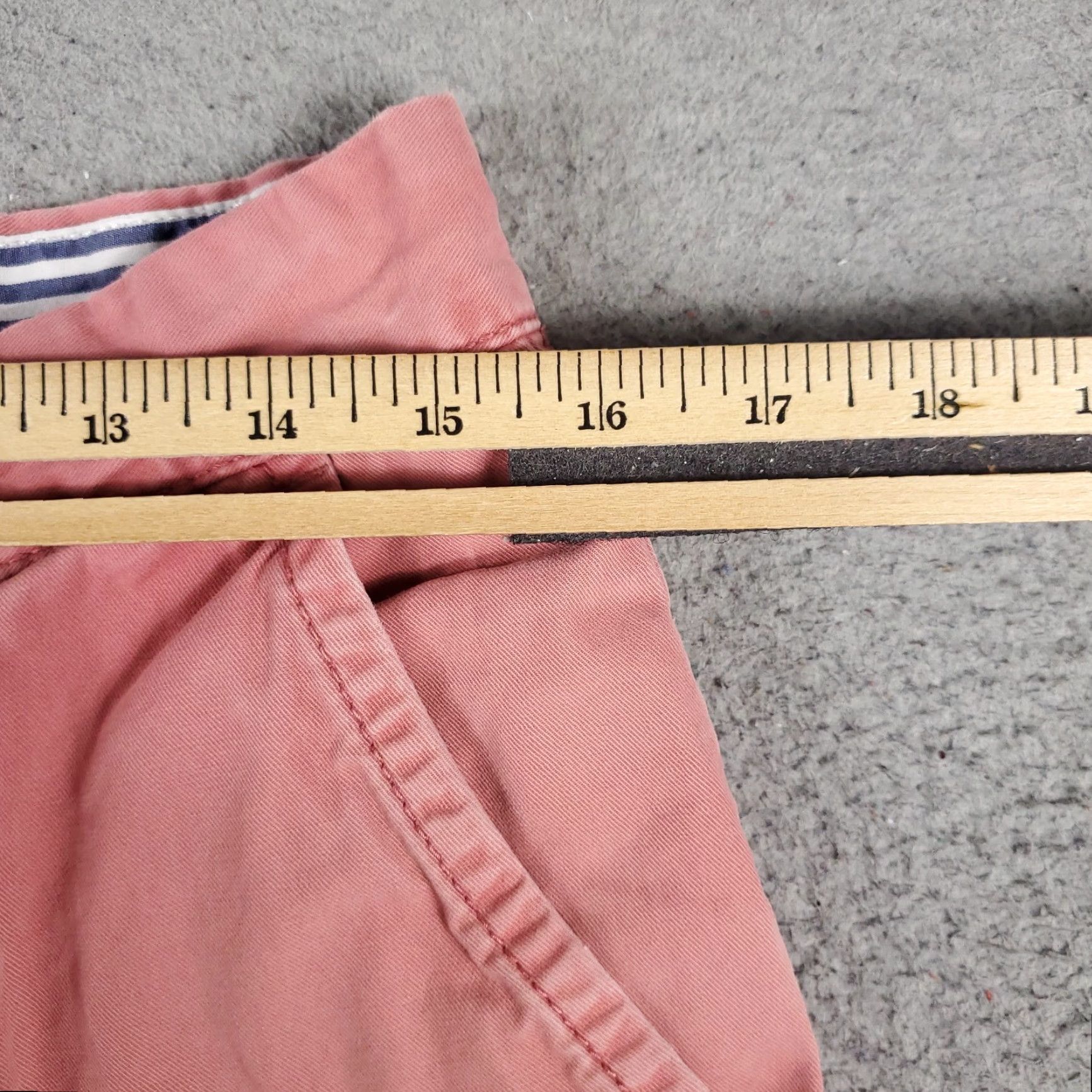 Tommy Hilfiger VINTAGE Tommy Hilfiger Shorts Men Size 32 Pink Casual Chino Flat Front Summer Size US 32 / EU 48 - 4 Thumbnail