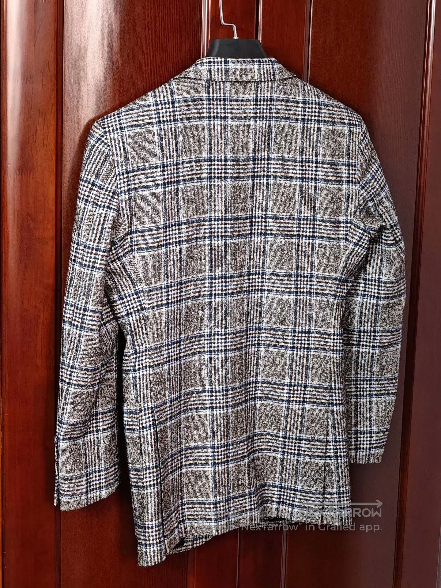 Armani Custom Italian Wool Blend Suit Jacket. Size US S / EU 44-46 / 1 - 8 Thumbnail
