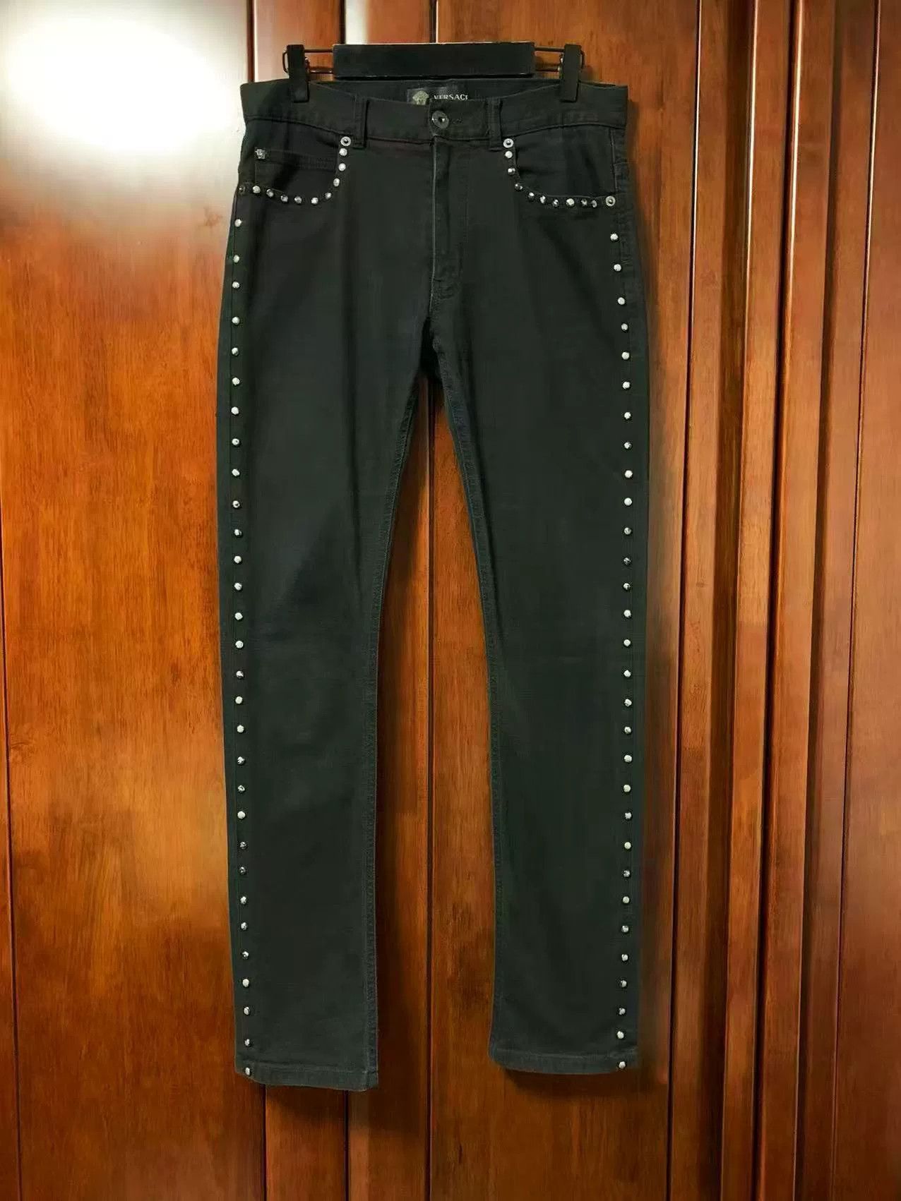 Japanese Brand Versace Men's Rivet Decorated Jeans Size US 30 / EU 46 - 1 Thumbnail
