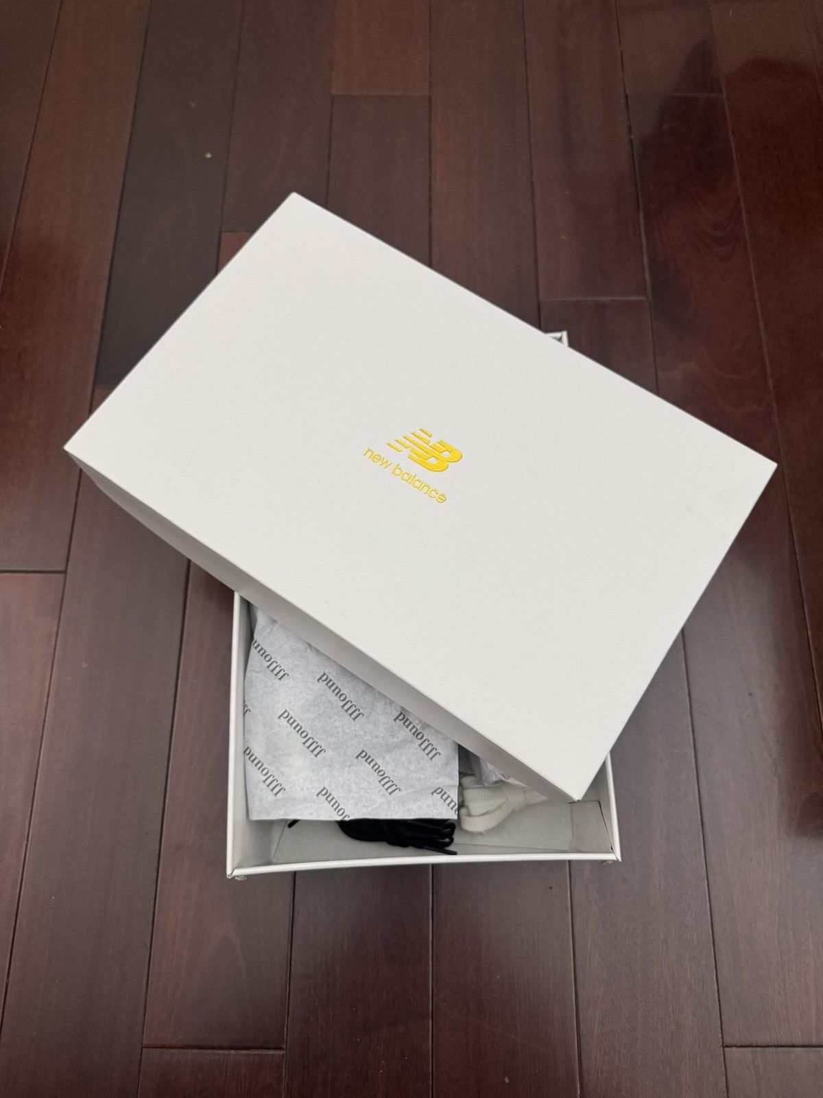 JJJJound × New Balance 2002R Size US 5.5 / EU 38 - 7 Thumbnail