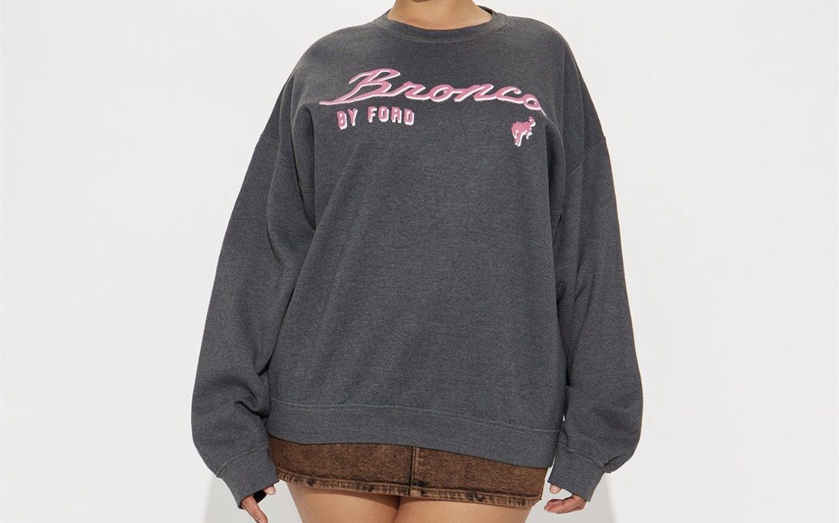 Fashion Nova Ford bronco pull over crew sweatshirt Size M / US 6-8 / IT 42-44 - 3 Thumbnail