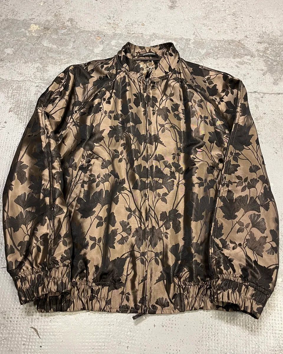 Emporio Armani AW2023 Emporio Armani Floral Print Black & Beige Bomber Jacket Size US M / EU 48-50 / 2 - 1 Thumbnail