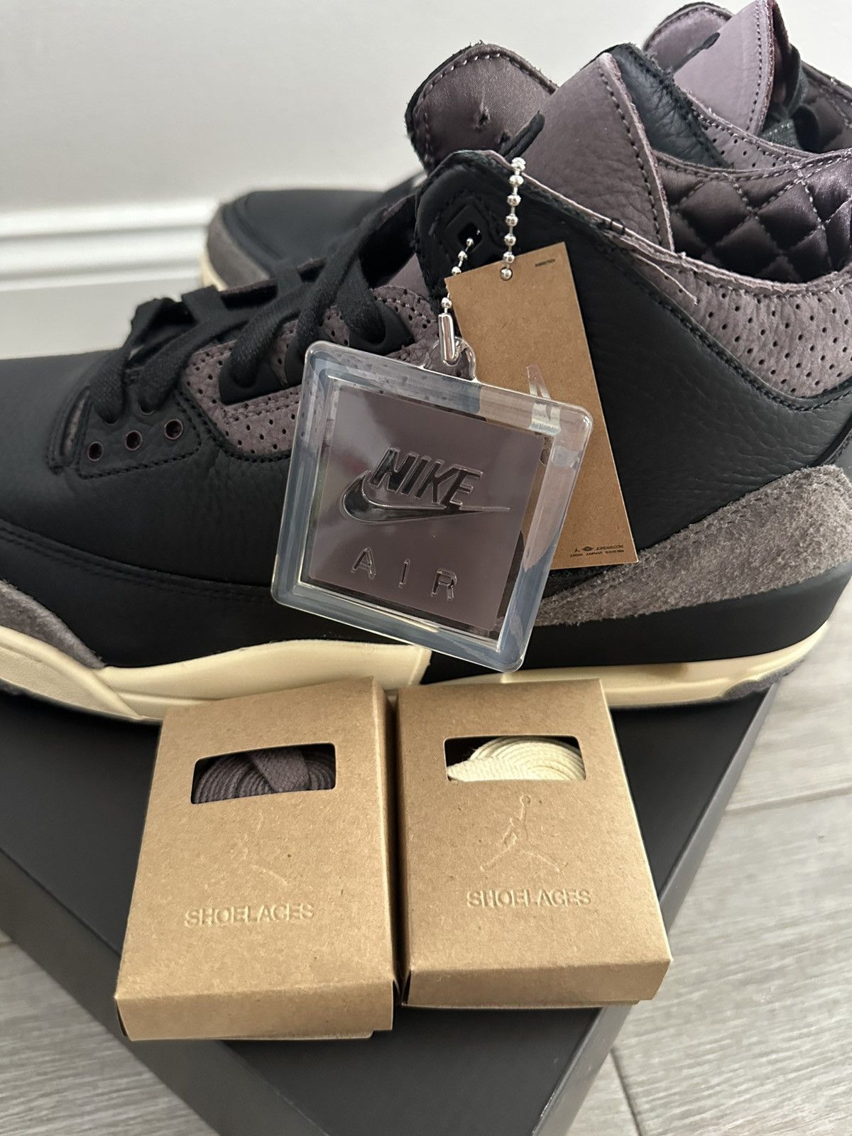 A Ma Maniere × Jordan Brand A Ma Maniere Jordan 3 Black Pewter Violet Ore Sz 13.5 W 12 M Size US 12 / EU 45 - 8 Thumbnail