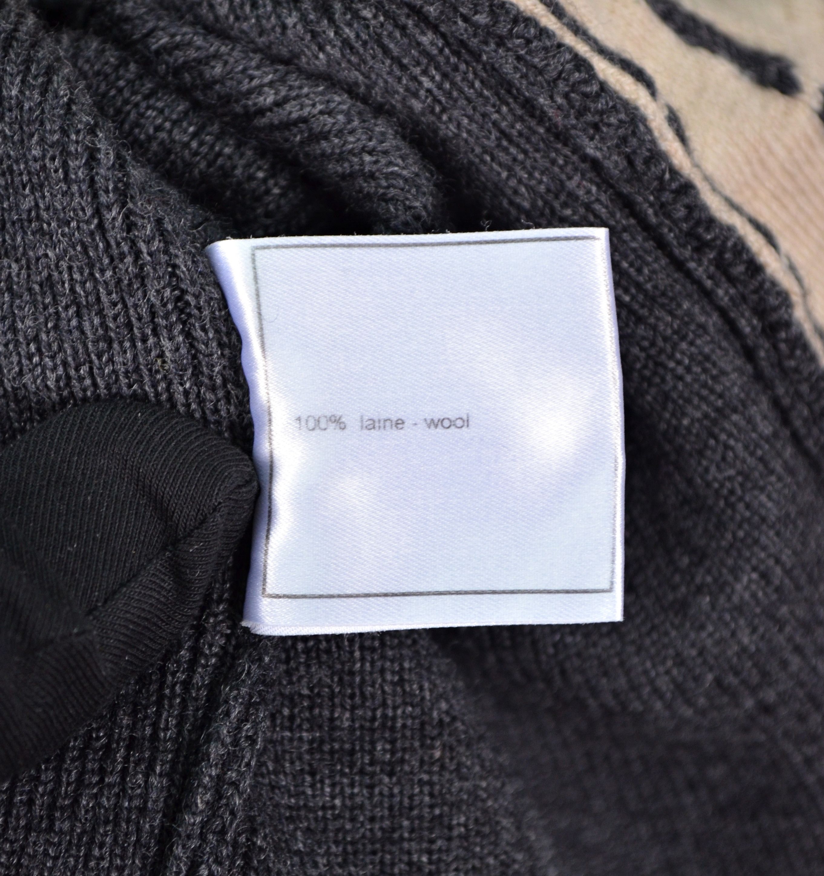 Chanel Chanel Womens Wool Sweater Knit Size FR40 M Medium LOGO CC Size M / US 6-8 / IT 42-44 - 22 Thumbnail