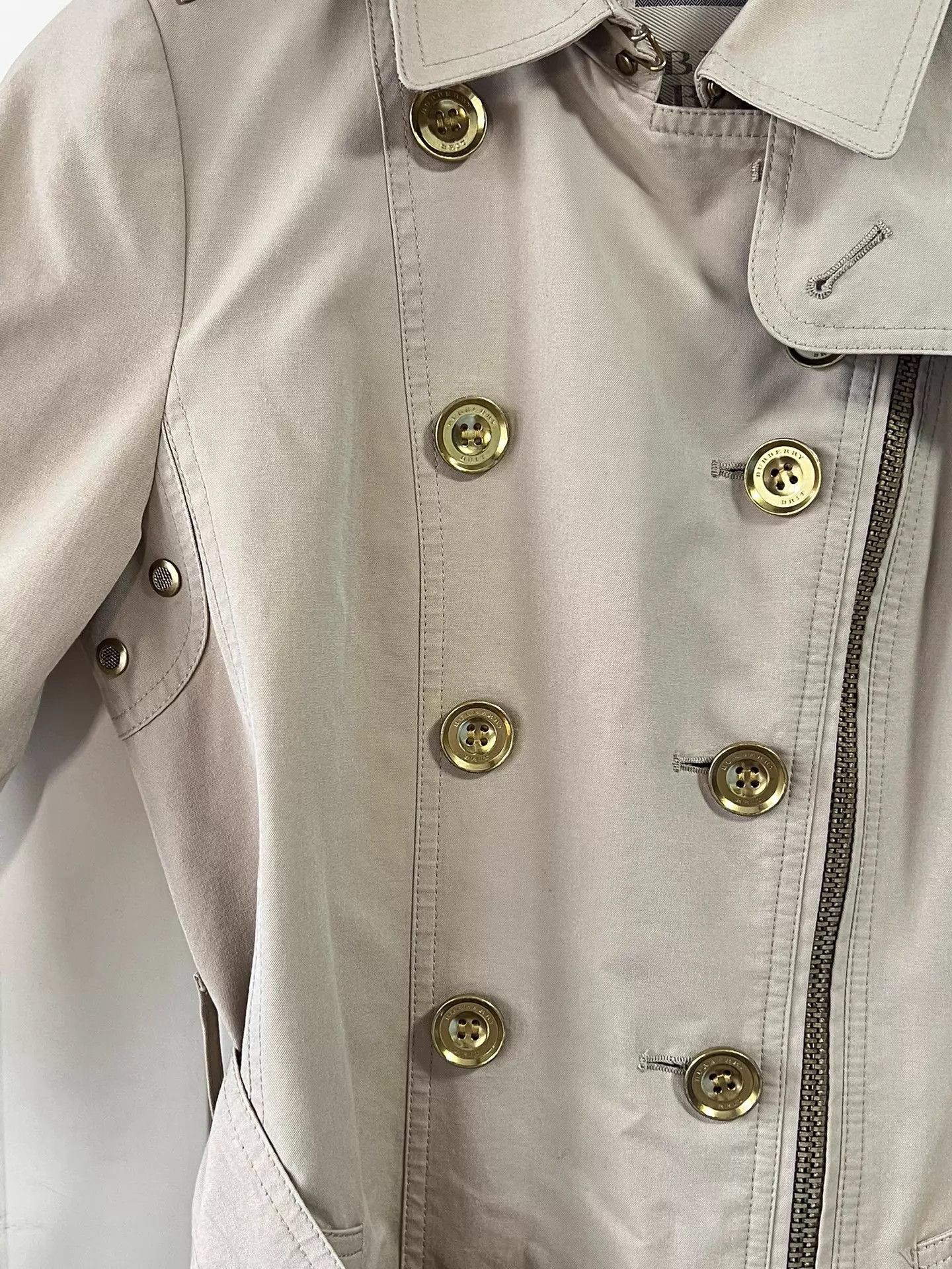 Burberry Burberry 36 Trench Coat Khaki Double Breasted Leather Cuffs Size XS / US 0-2 / IT 36-38 - 5 Thumbnail
