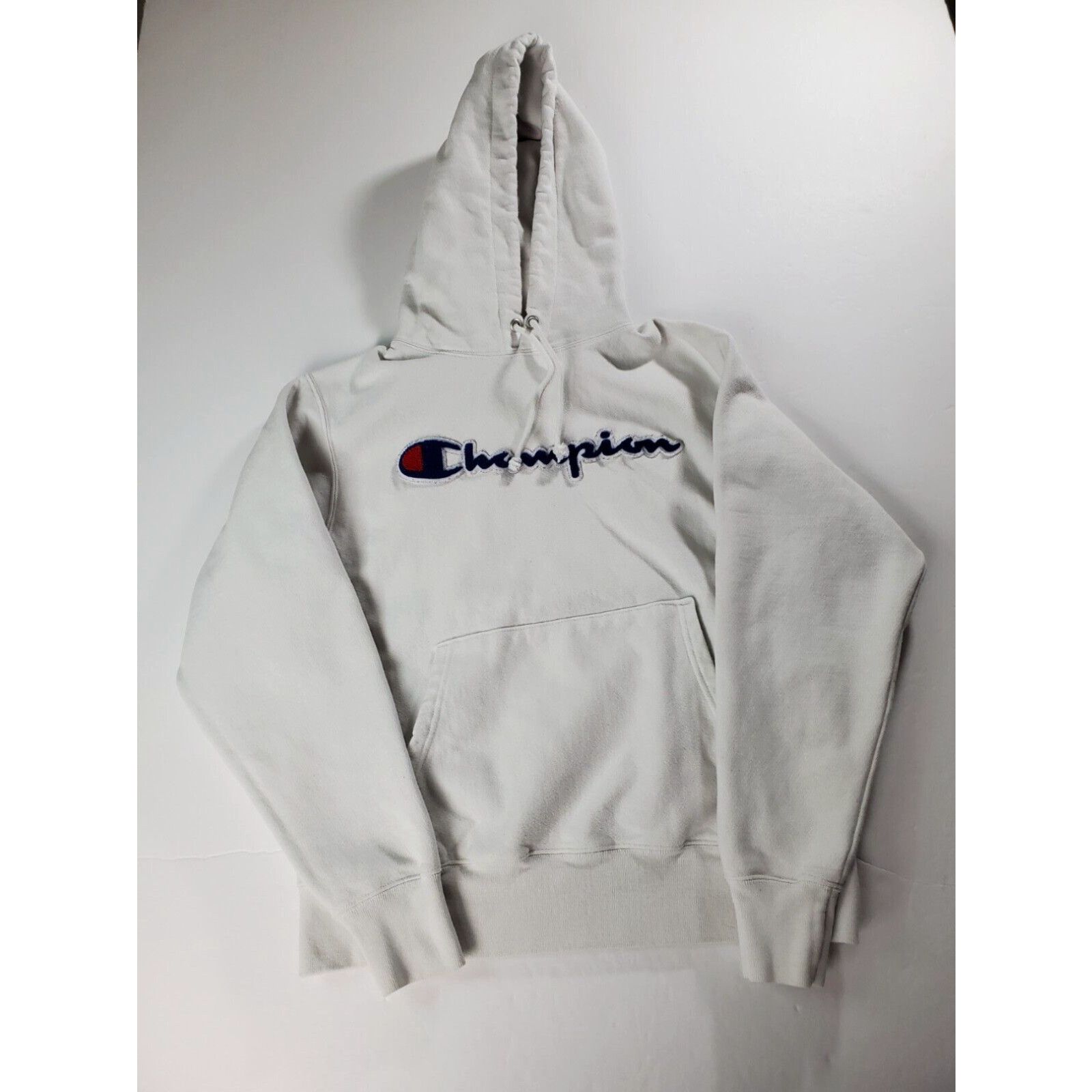 Champion hoodie stitched logo deals