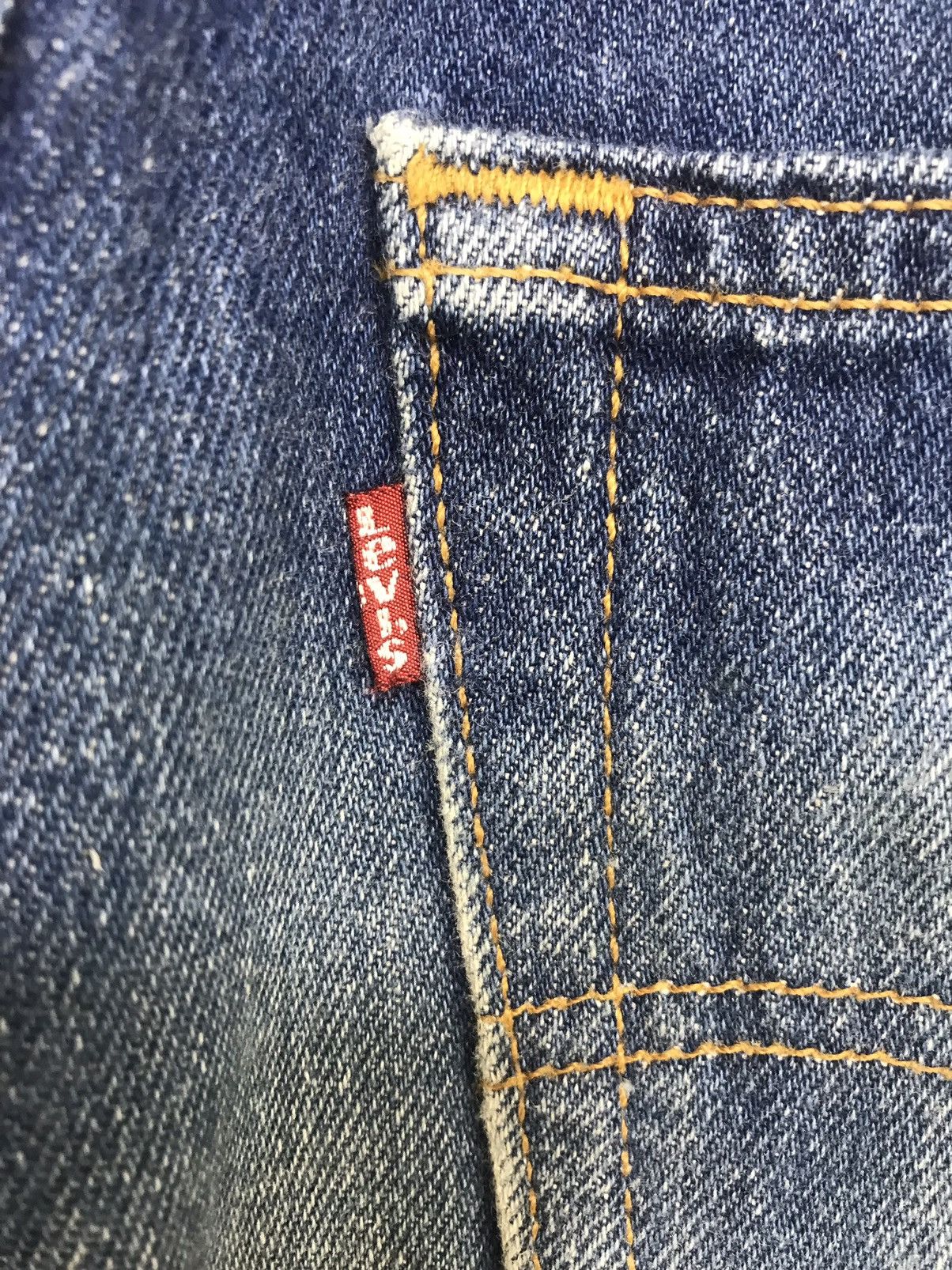 Levi's 💥90s Style💥Vintage Levis 501 Blue Wsh Distrssed Denim F242 Size US 31 - 20 Thumbnail