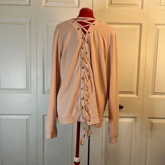 Other Peace Love World Lace Up Back Sweater M/L Size M / US 6-8 / IT 42-44 - 2 Thumbnail