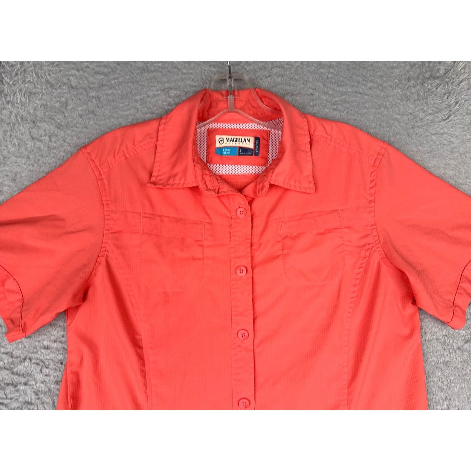 Vintage Magellan Shirt Women Small Pink Button Up Short Sleeve Pocket Poly Fish Hike Size S / US 4 / IT 40 - 4 Thumbnail