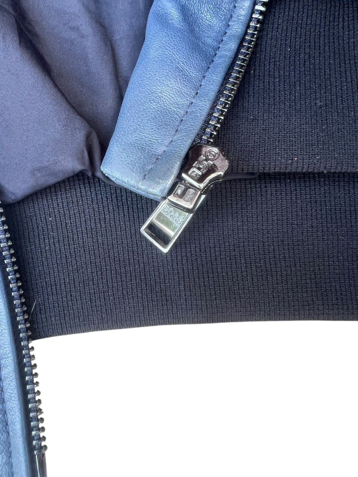 Hugo Boss Fall 2018 Hugo Boss Nappa Lamb Leather Bomber Jacket Size US L / EU 52-54 / 3 - 13 Thumbnail
