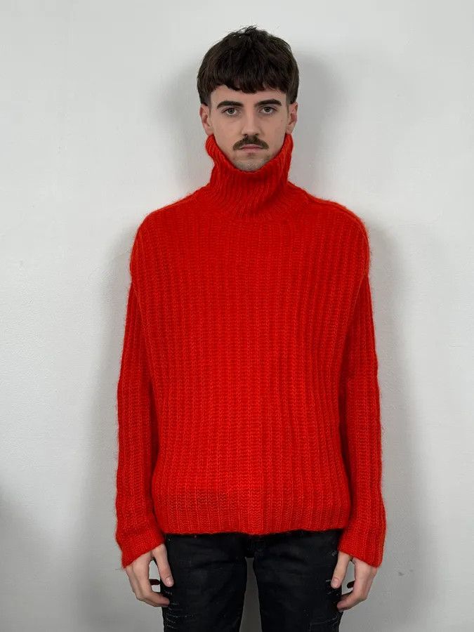 Marni FW2019 Marni Red Mohair Turtleneck Sweater Size US S / EU 44-46 / 1 - 2 Thumbnail