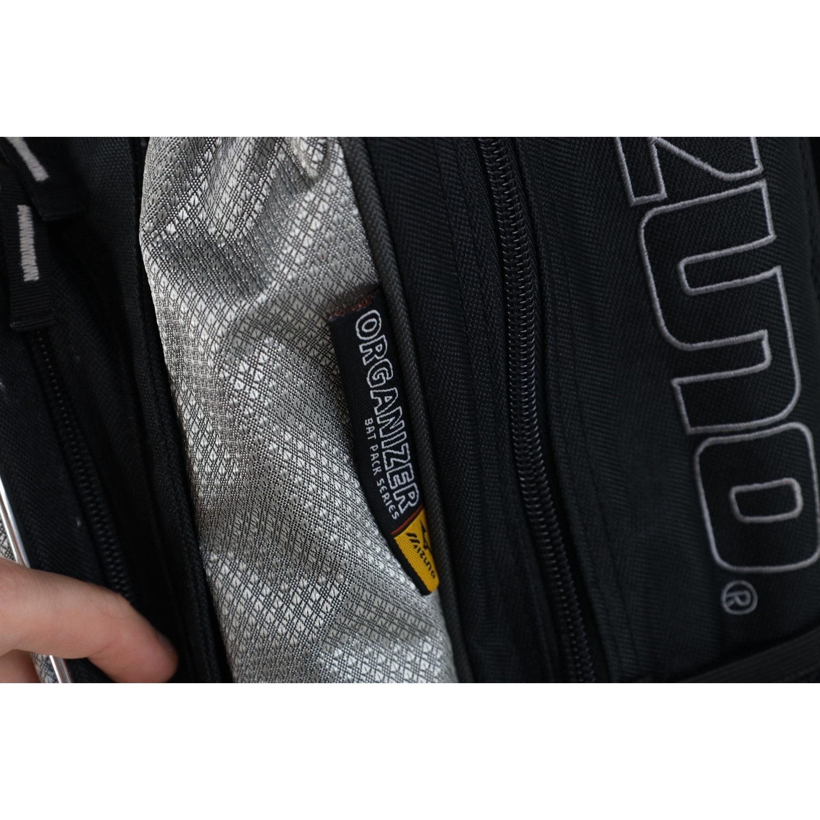 Mizuno Vintage Mizuno Baseball Spell Out Organizer Bat Pack Bookbag Size ONE SIZE - 4 Thumbnail