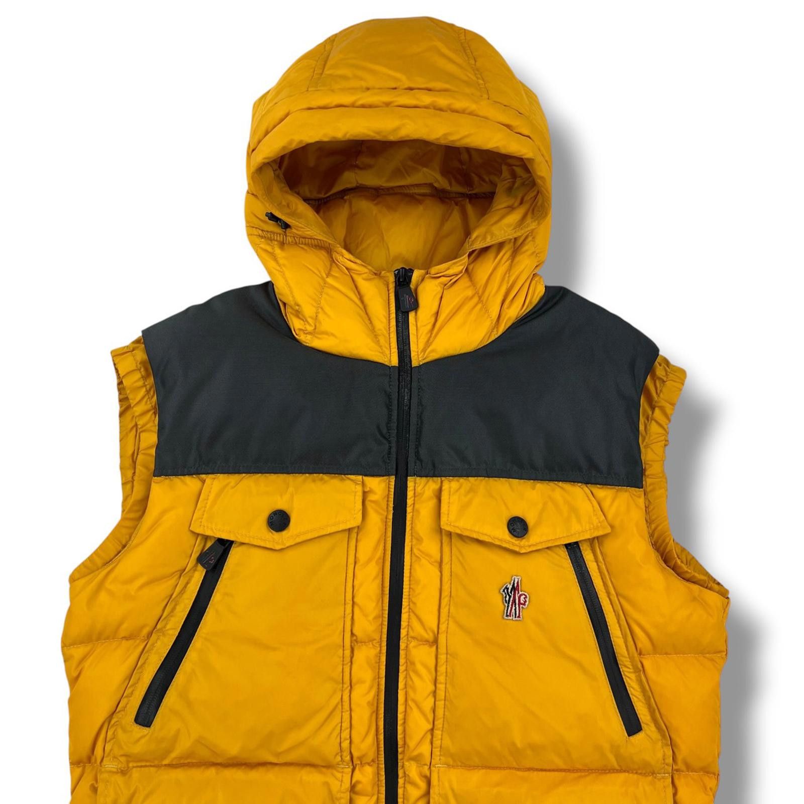 Moncler Moncler Grenoble Vadret Yellow Gilet Size US M / EU 48-50 / 2 - 1 Thumbnail
