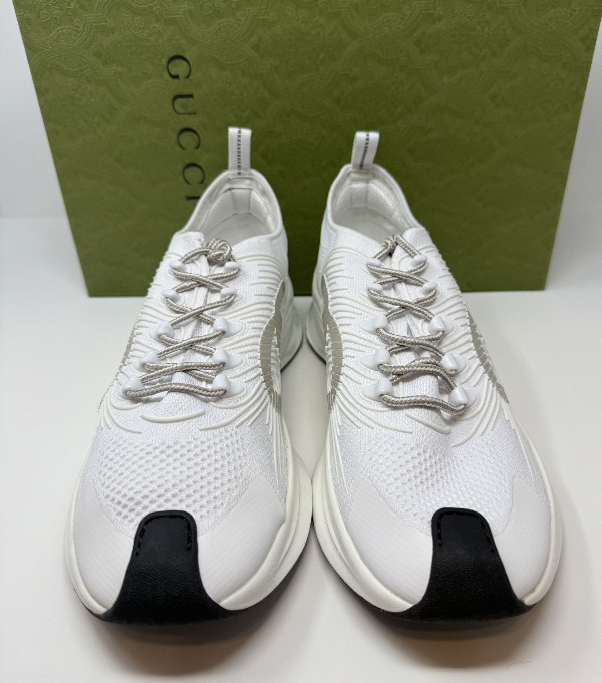 Gucci Gucci Run Sneaker White/Grey/Black Size US 13 / EU 46 - 2 Thumbnail