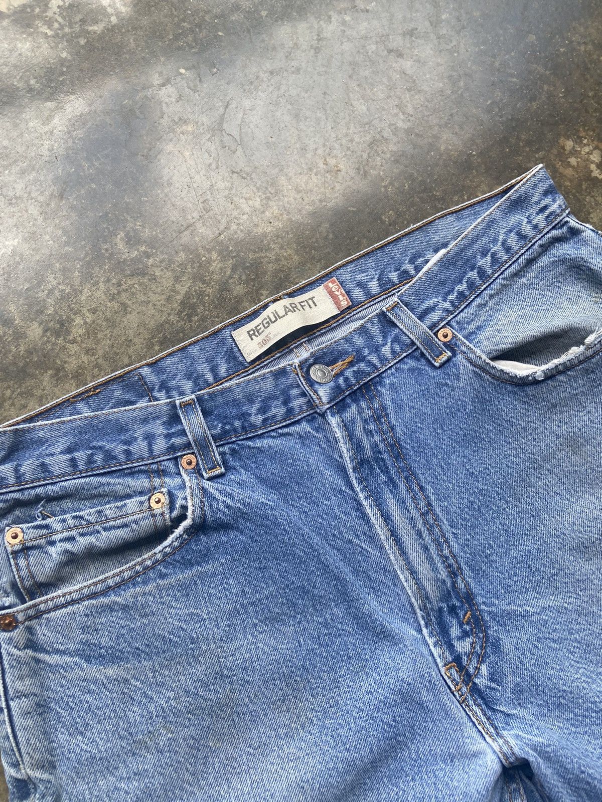 Levi's × Vintage Vintage Nicely Faded Levis 505 Blue Jeans 35x30 Size US 35 - 2 Thumbnail