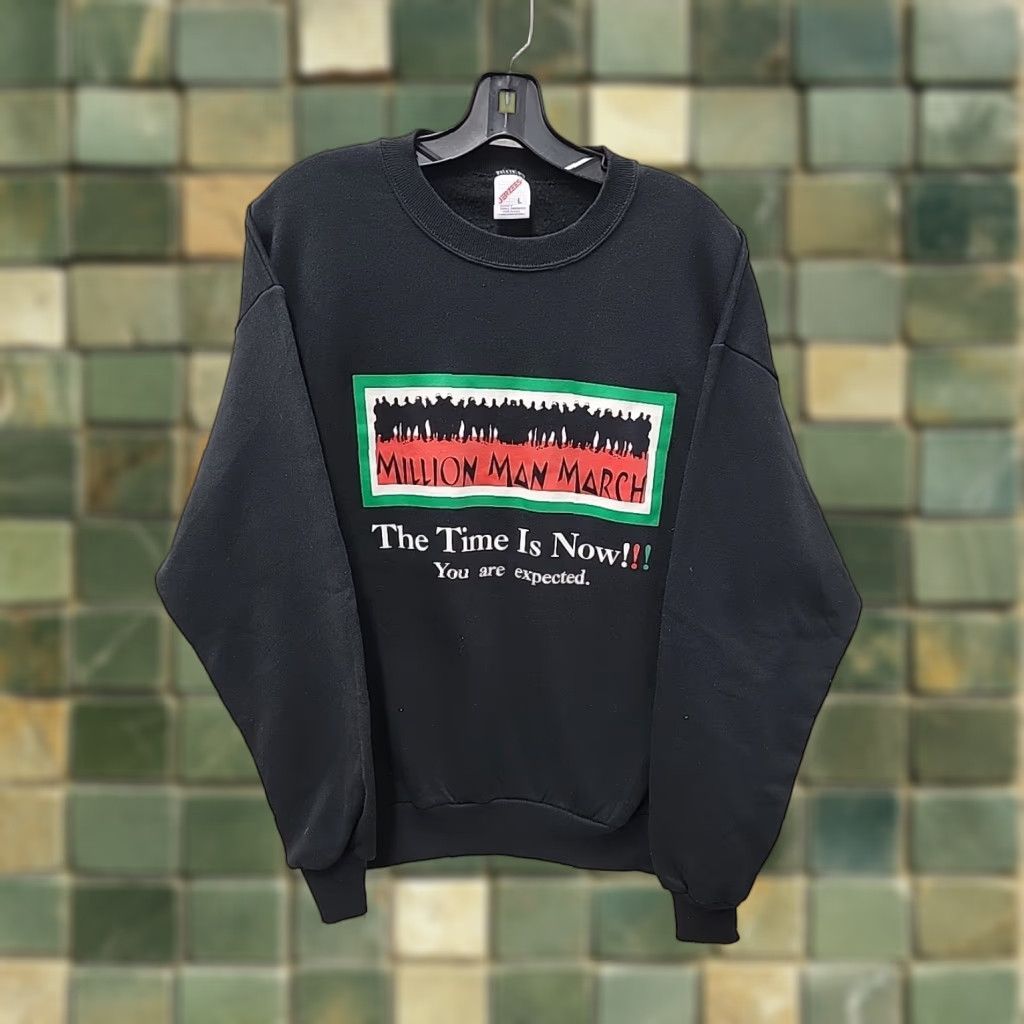 Jerzees VINTAGE Jerzees Sweatshirt Black L Mens Graphic Print Million Man March Oppression 90s Modern Size US L / EU 52-54 / 3 - 1 Thumbnail