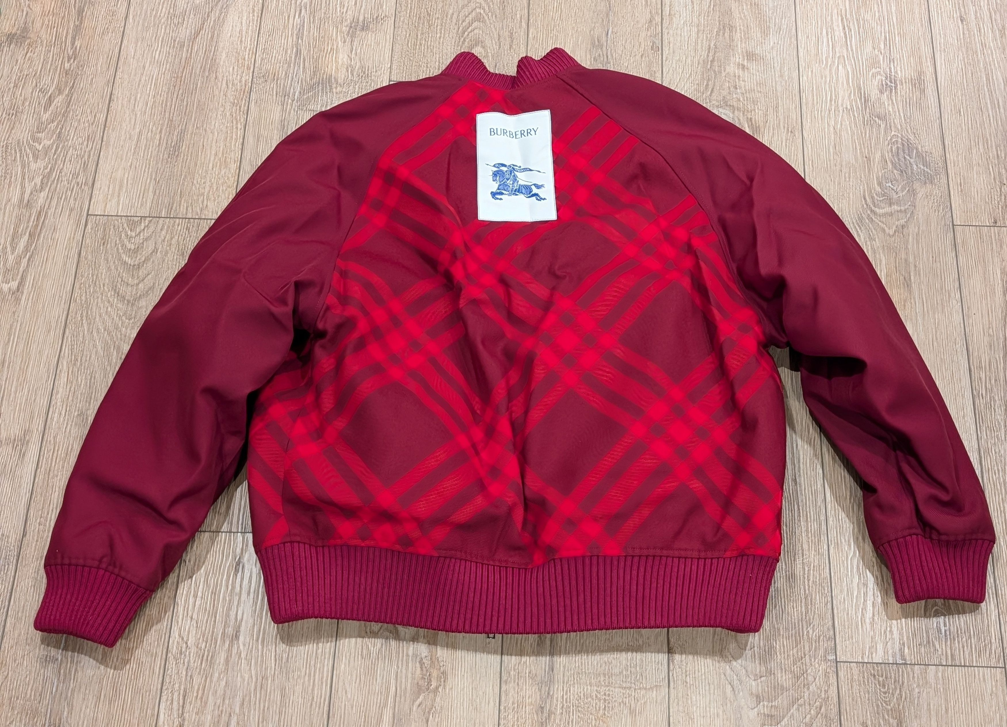 Burberry Burberry Reversible Bomber Jacket Ripple Red IP Check XL Size US XL / EU 56 / 4 - 4 Thumbnail