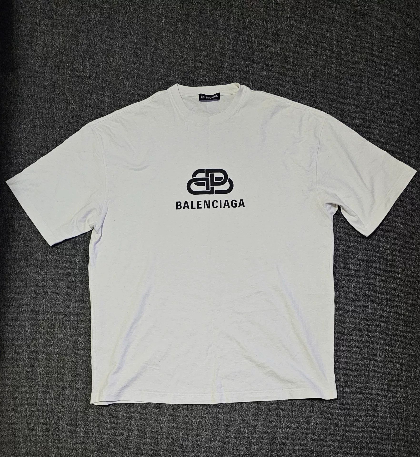 Balenciaga balenciaga white short sleeve t-shirt Size US S / EU 44-46 / 1 - 1 Preview