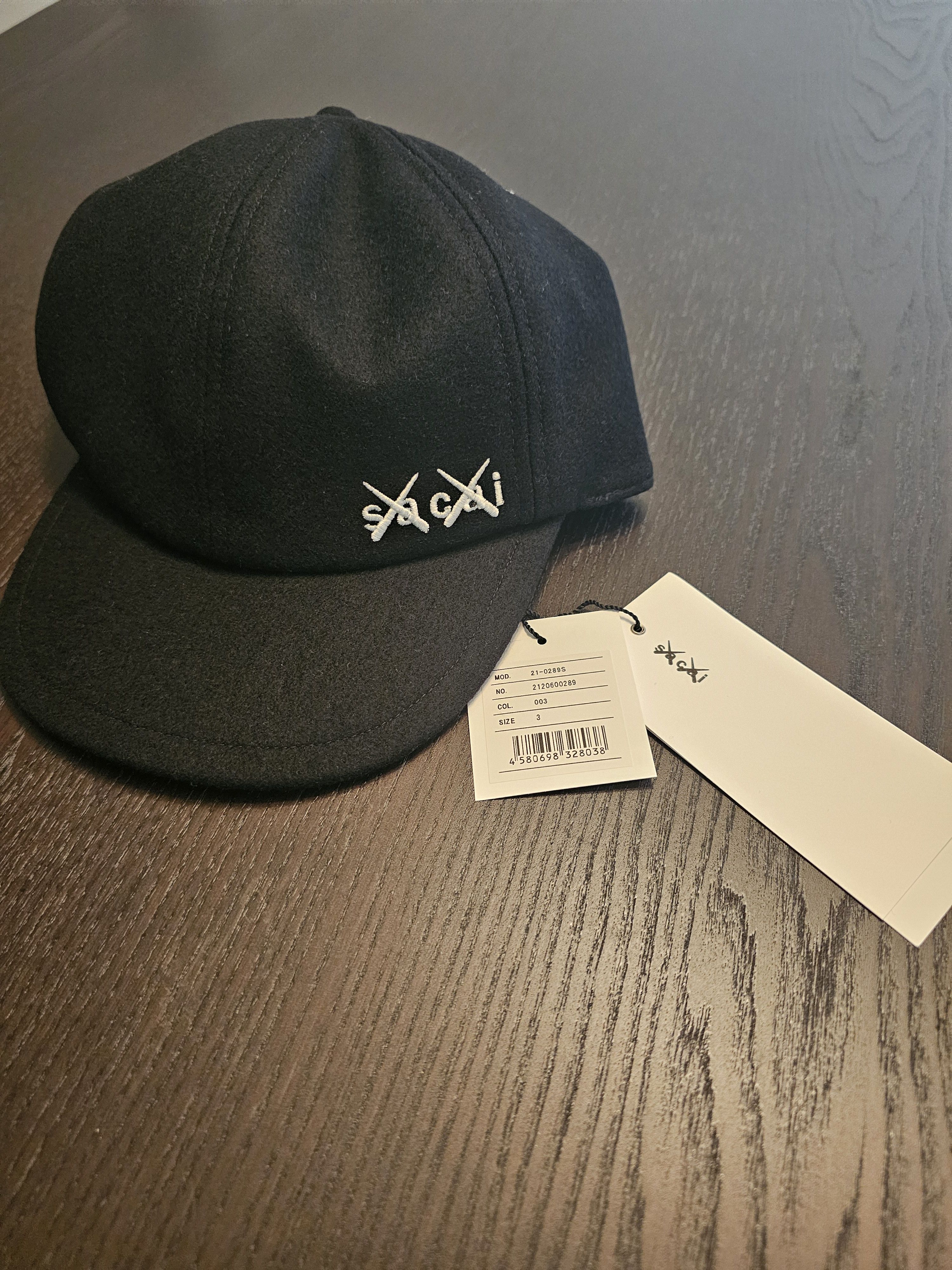 Kaws × Sacai Sacai x Kaws Strapback Hat Size ONE SIZE - 2 Thumbnail