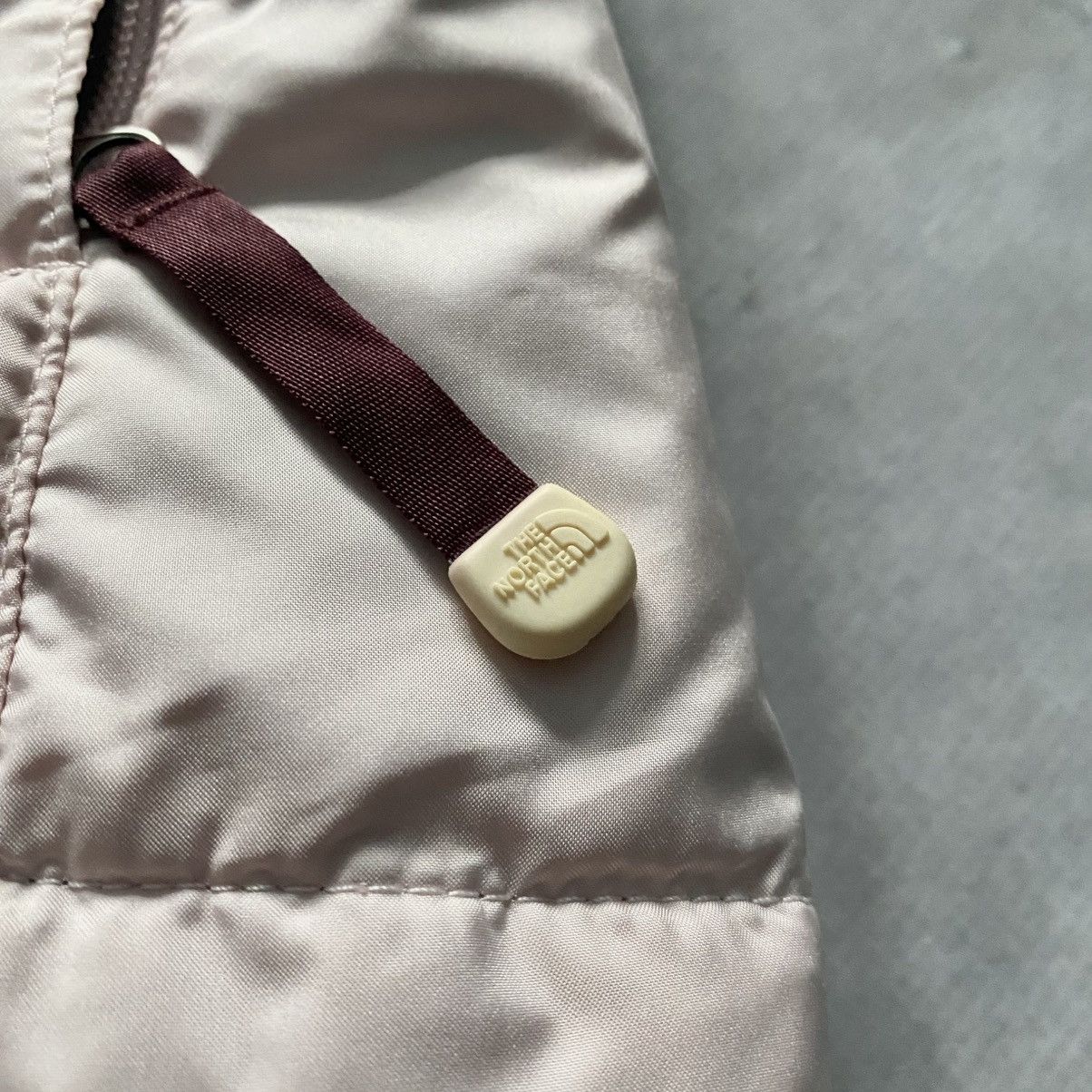 The North Face 90s The North Face Puffer 700 Vest Oakley ARCTERYX Style Size S / US 4 / IT 40 - 4 Thumbnail