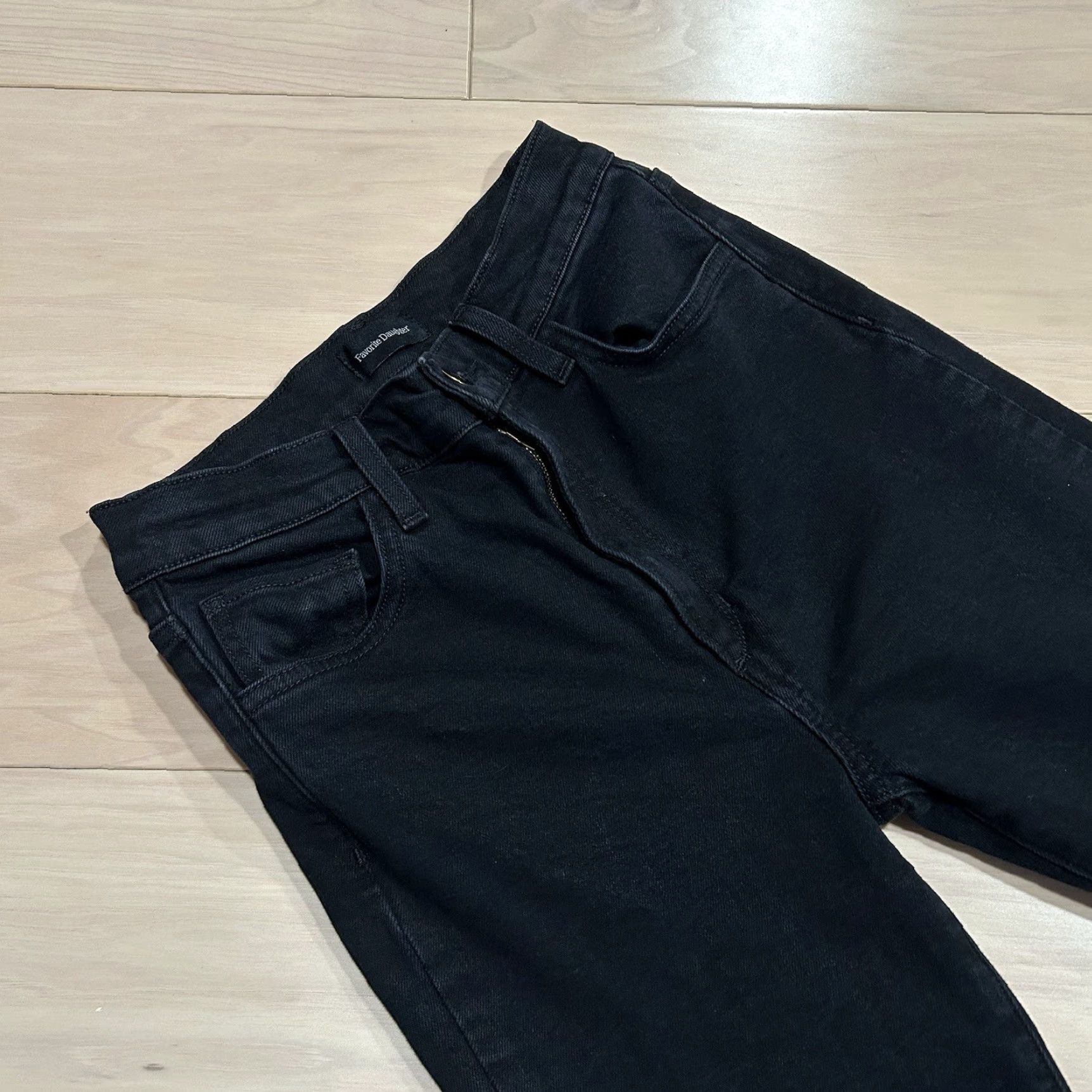 Vintage Valentina Favorite Daughter The Valentina Jeans 27 Black Kyoto Slim Straight Women 5-Pocket Denim High Rise Dark Wash 29 Inseam Regular Size XS? Size ONE SIZE - 2 Thumbnail