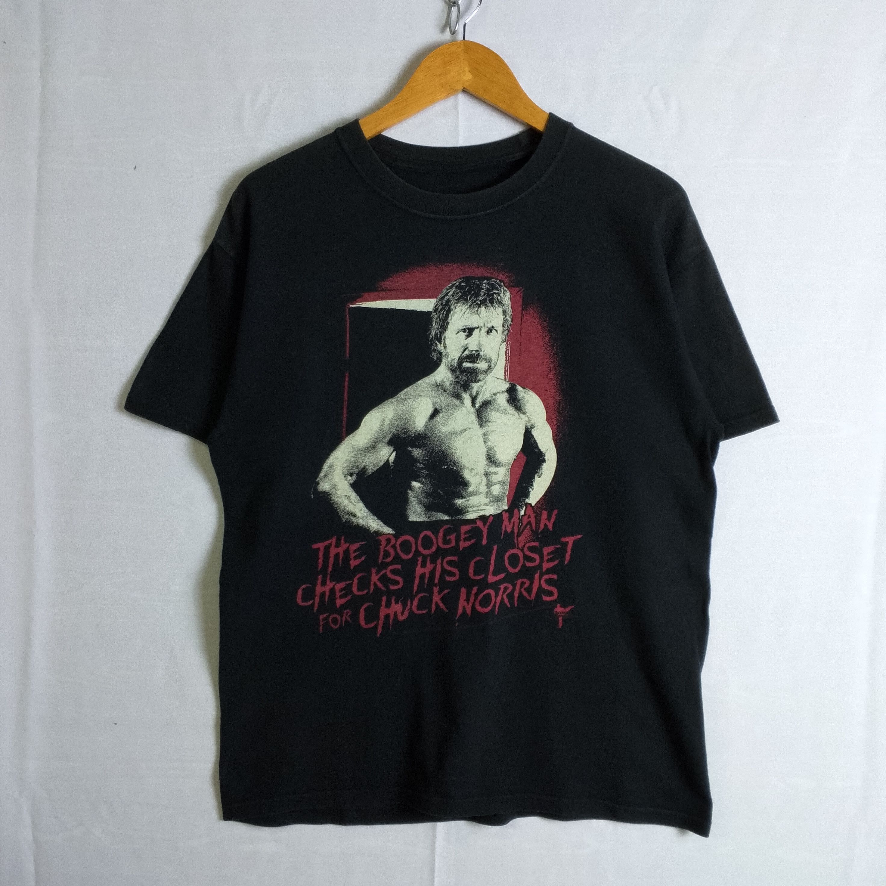 Vintage Vintage Chuck Norris The Boogeyman Tee Size US M / EU 48-50 / 2 - 1 Thumbnail