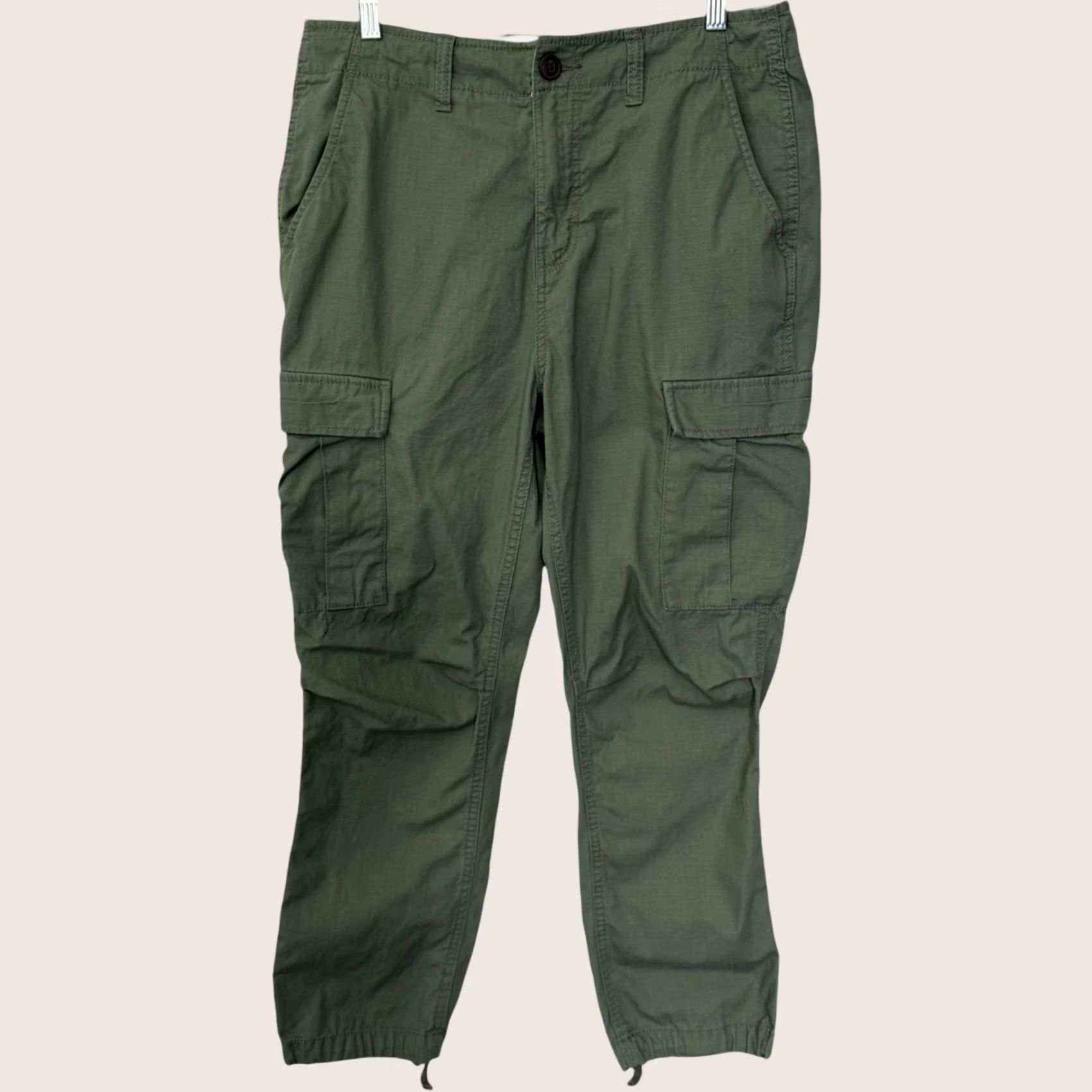 Aeropostale Aeropostale Pants Cargo Rip-Stop Green 32x30 Mens Relaxed Fit 100% Cotton Cargo Pocket Tapered Inseam 30” Size US 32 / EU 48 - 1 Thumbnail