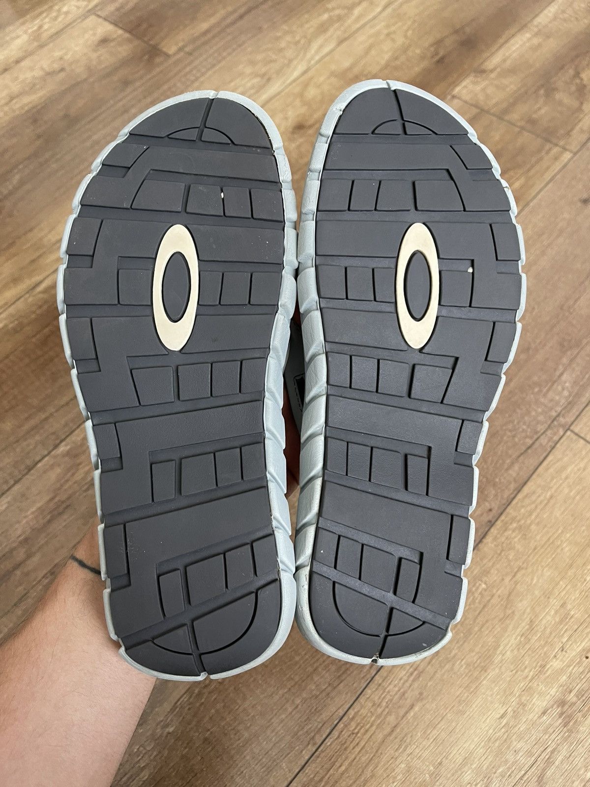 Oakley Oakley Operative Sandals Shoes Size US 7 / EU 40 - 11 Thumbnail