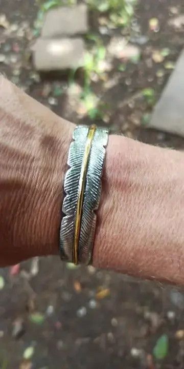 Japanese Brand Vintage Feather Cuff Bracelet Wrist Adjustable Jewelry Size ONE SIZE - 4 Thumbnail