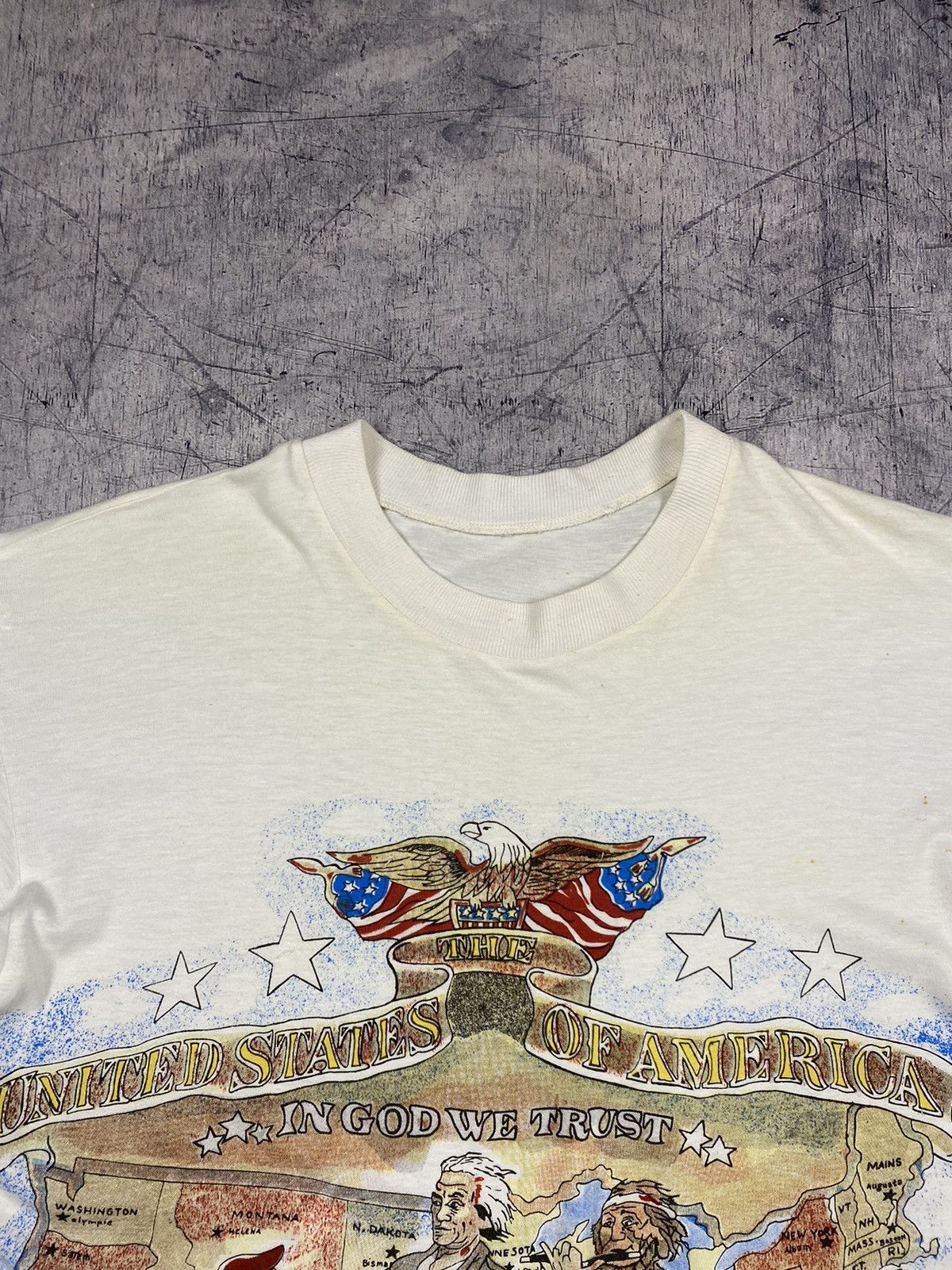 Other Vintage 90s Native Americans Indian Spirit Still Alive Tee Size US L / EU 52-54 / 3 - 5 Thumbnail