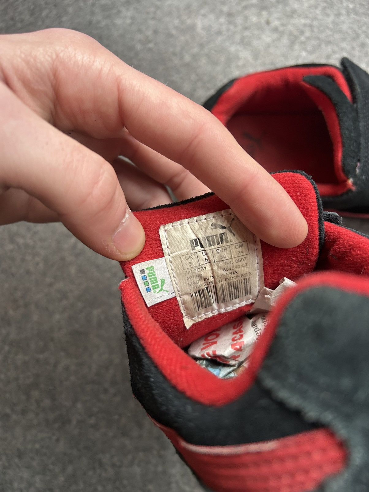 Puma × Vintage Vintage Puma SpeedCat Suede Low Top Velcro Sneakers Y2K Size US 6 / EU 39 - 12 Thumbnail
