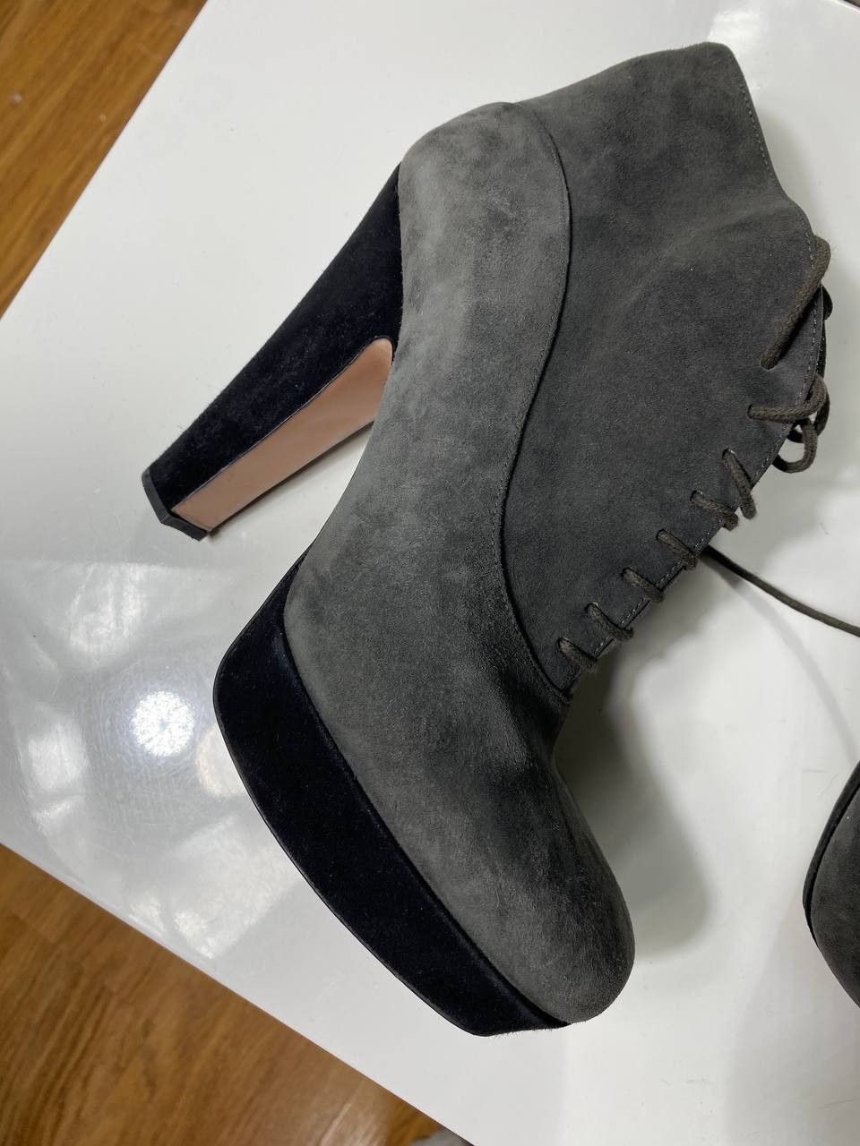 Prada VINTAGE PRADA BOOTS WOMENS SIZE 40 Size US 9 / IT 39 - 19 Thumbnail